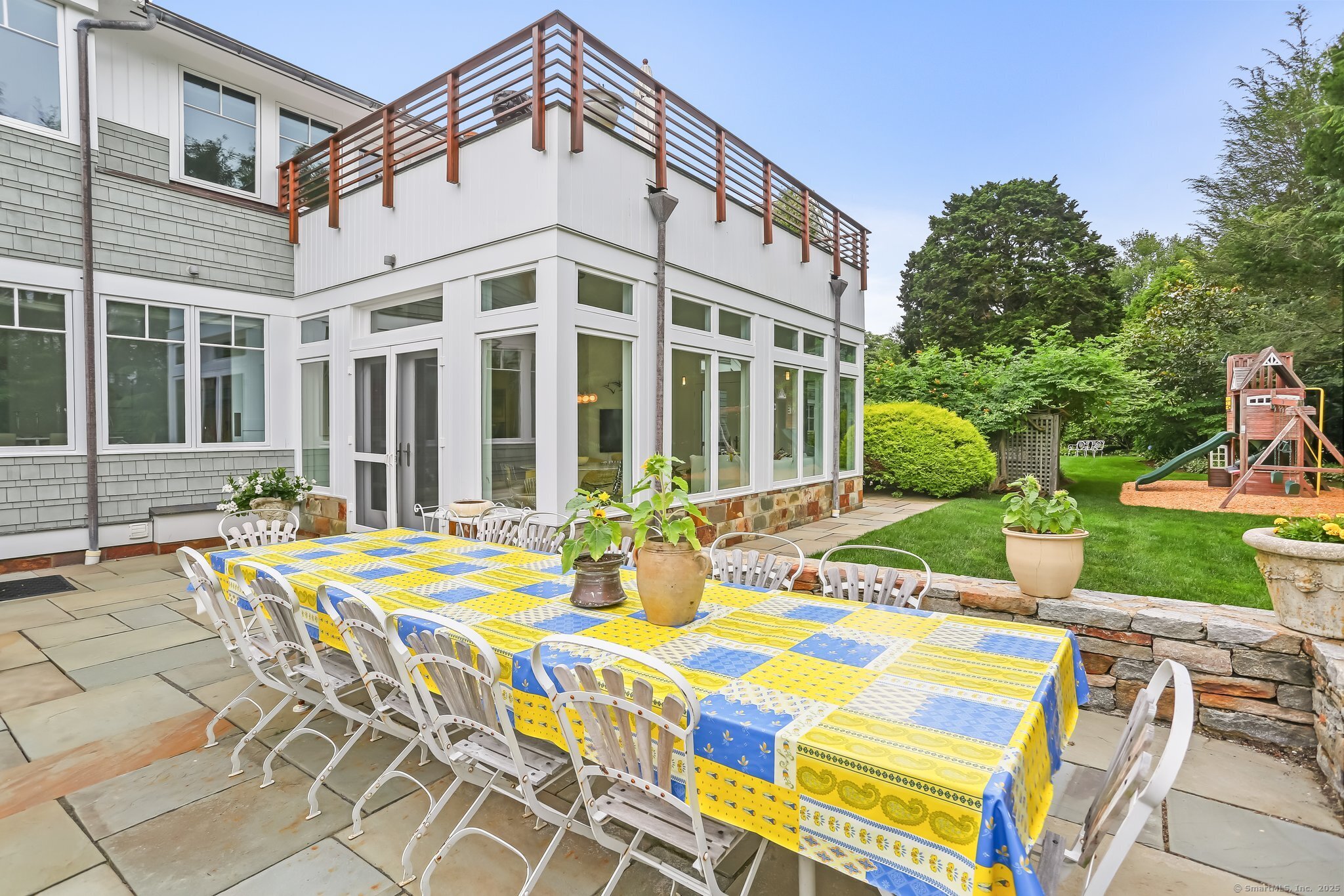 2 Bluewater Hill South