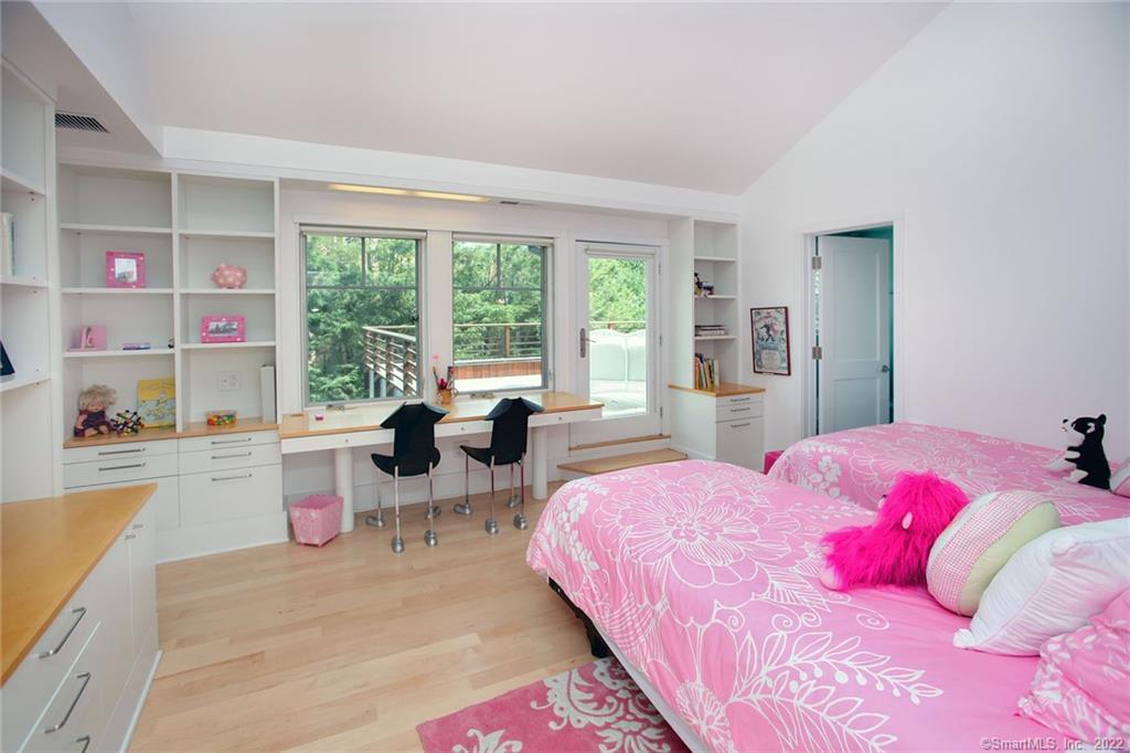 2 Bluewater Hill South
