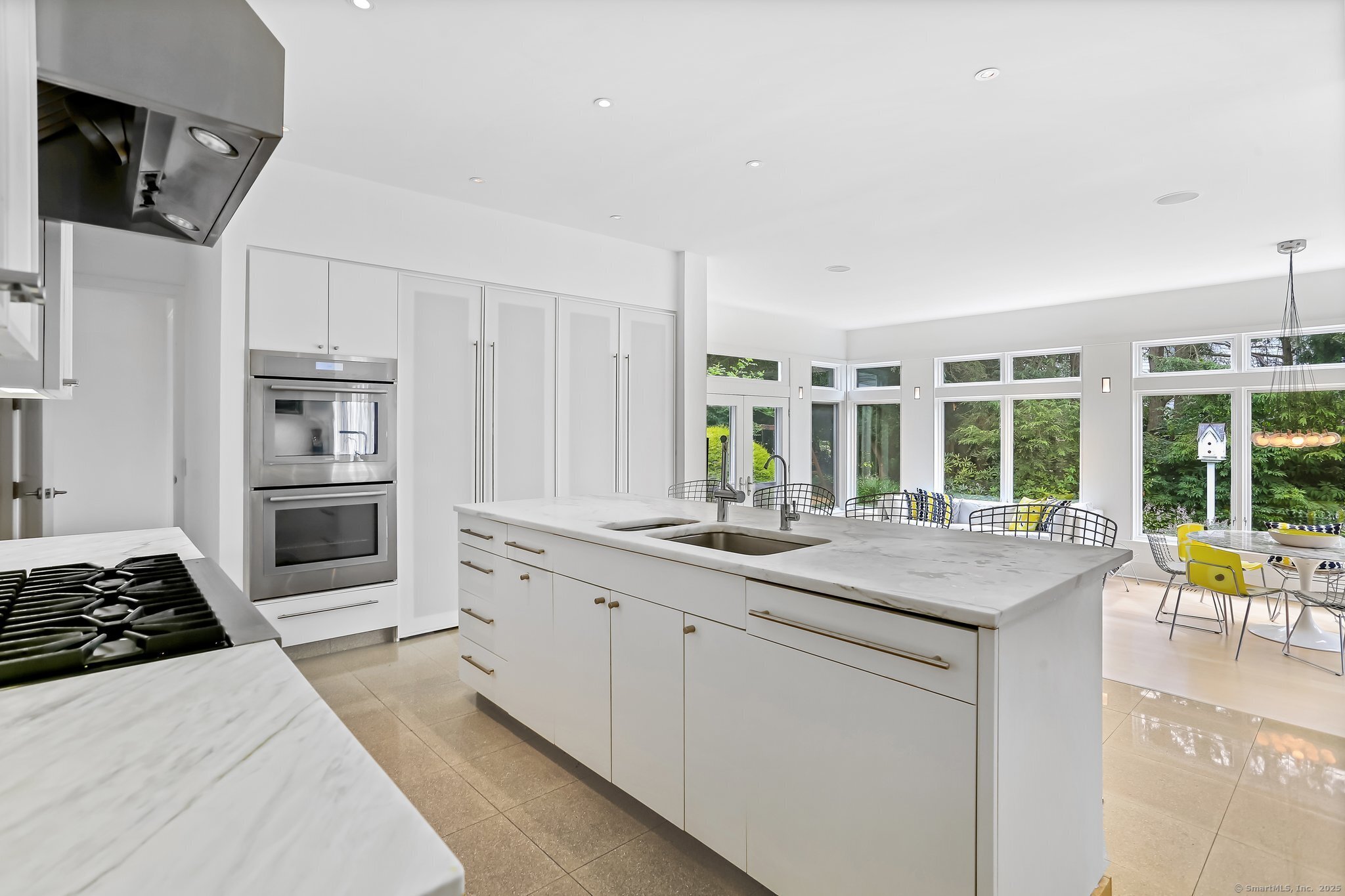 2 Bluewater Hill South