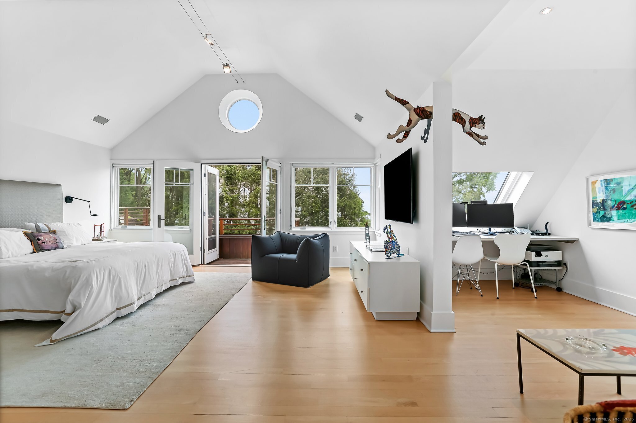 2 Bluewater Hill South