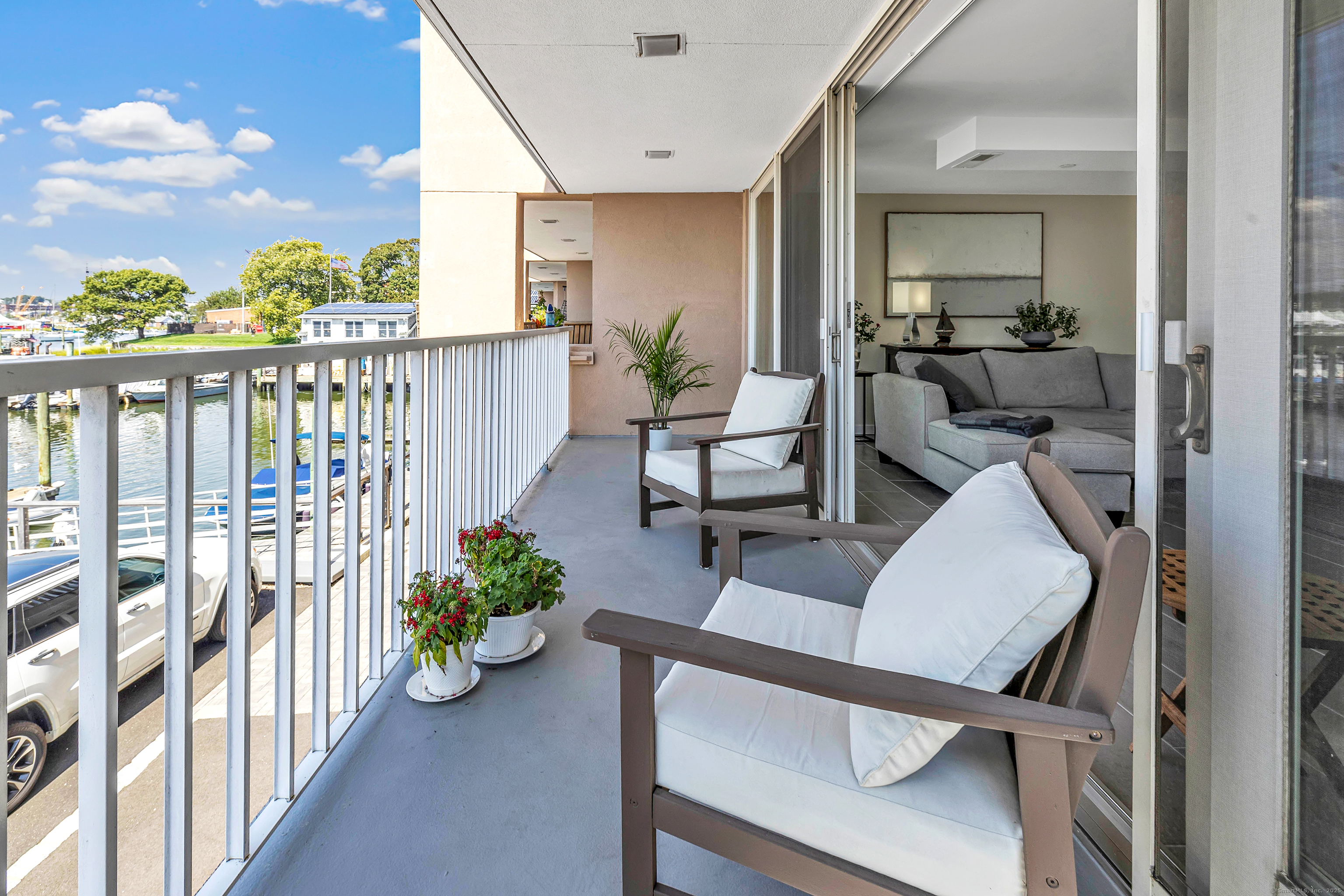 26 Cove Avenue 2D