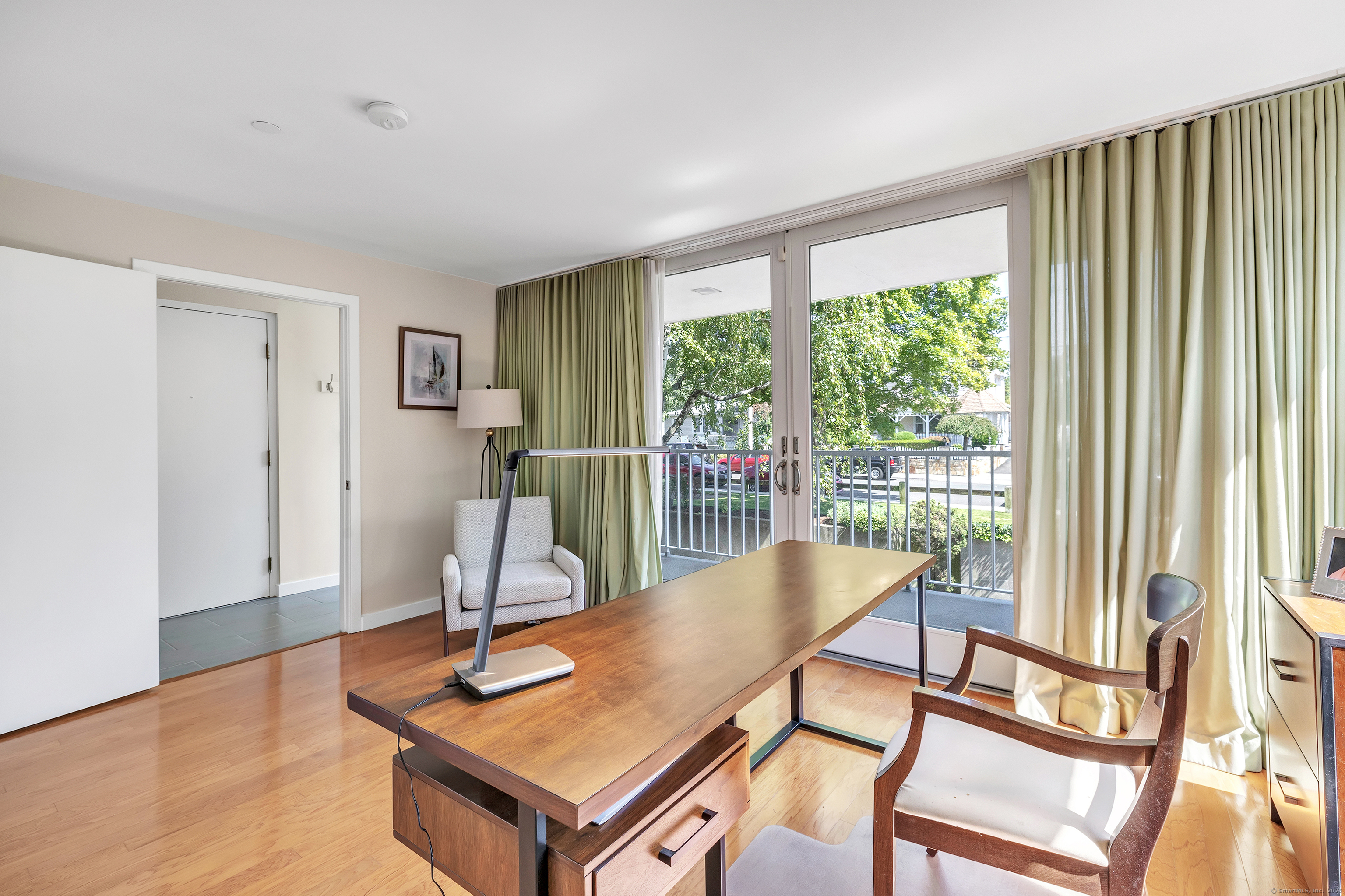 26 Cove Avenue 2D