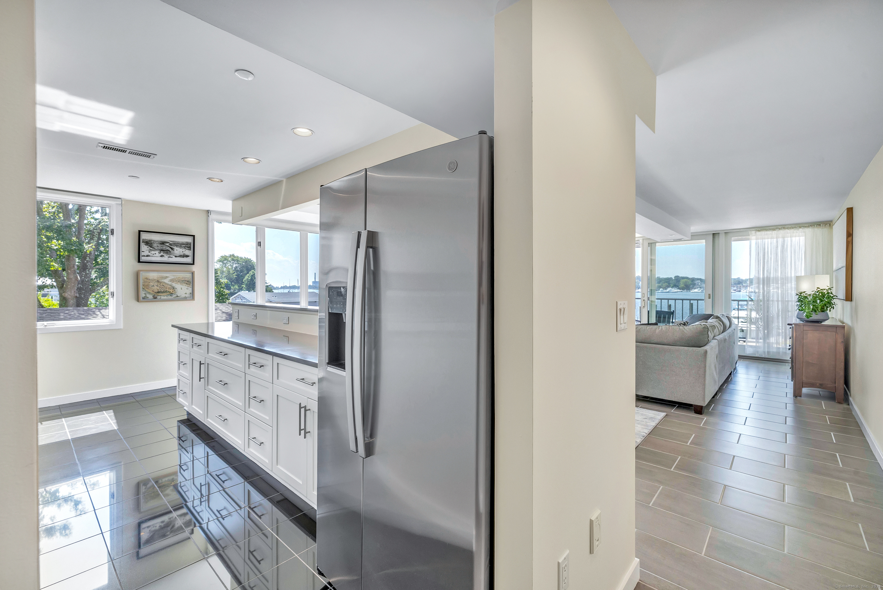 26 Cove Avenue 2D