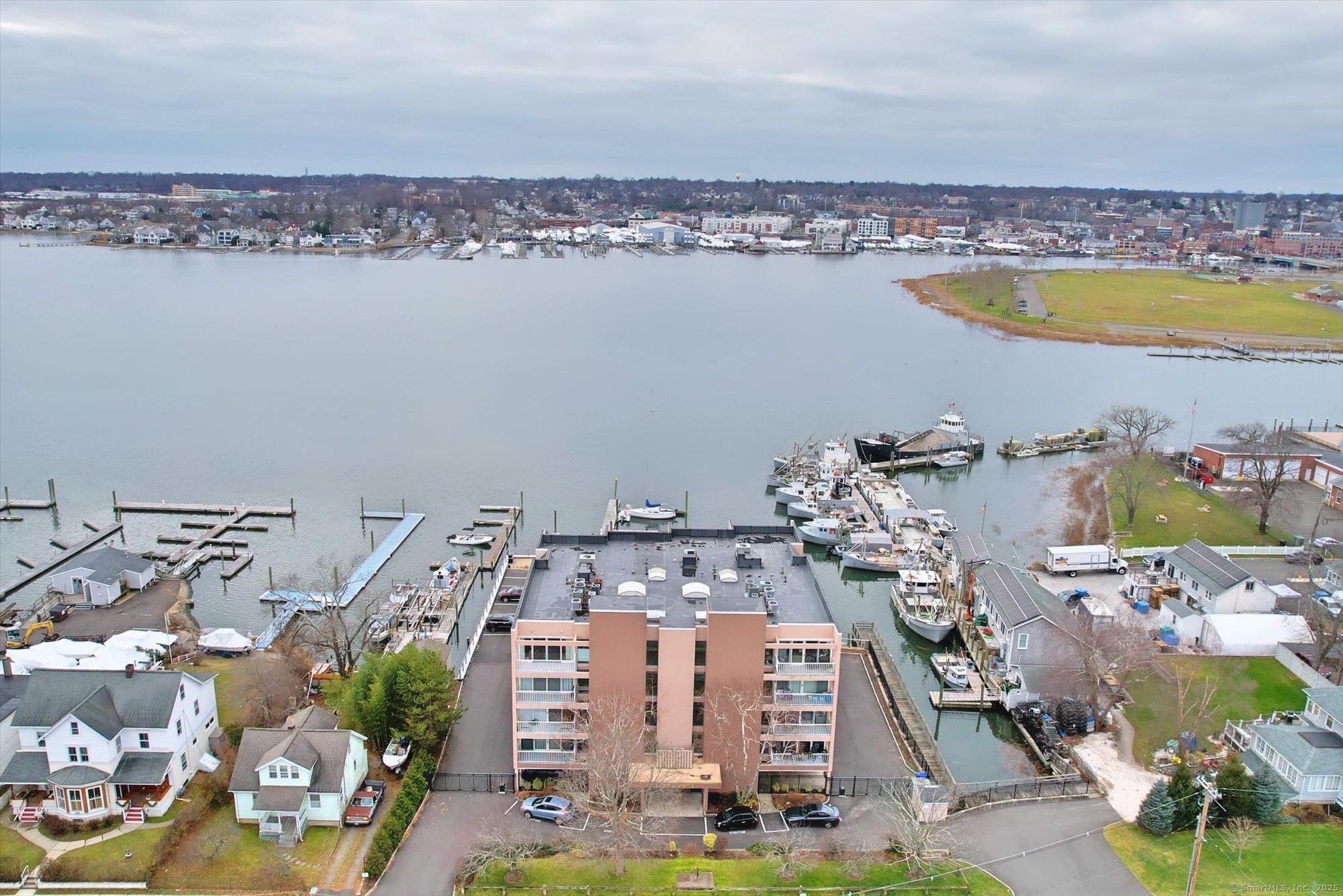 26 Cove Avenue 2D
