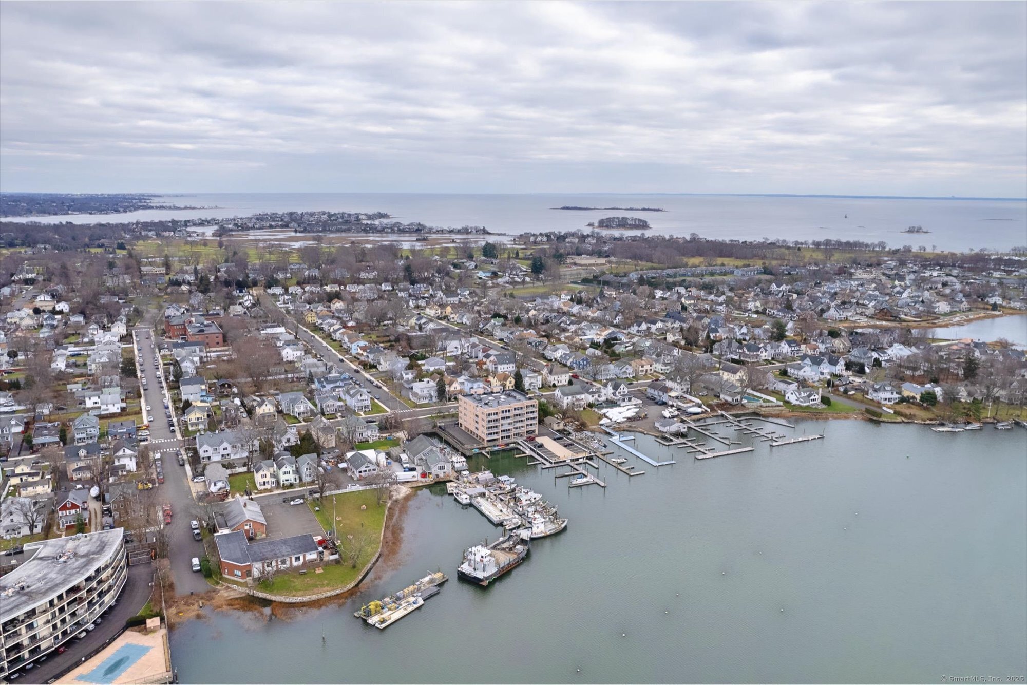 26 Cove Avenue 2D