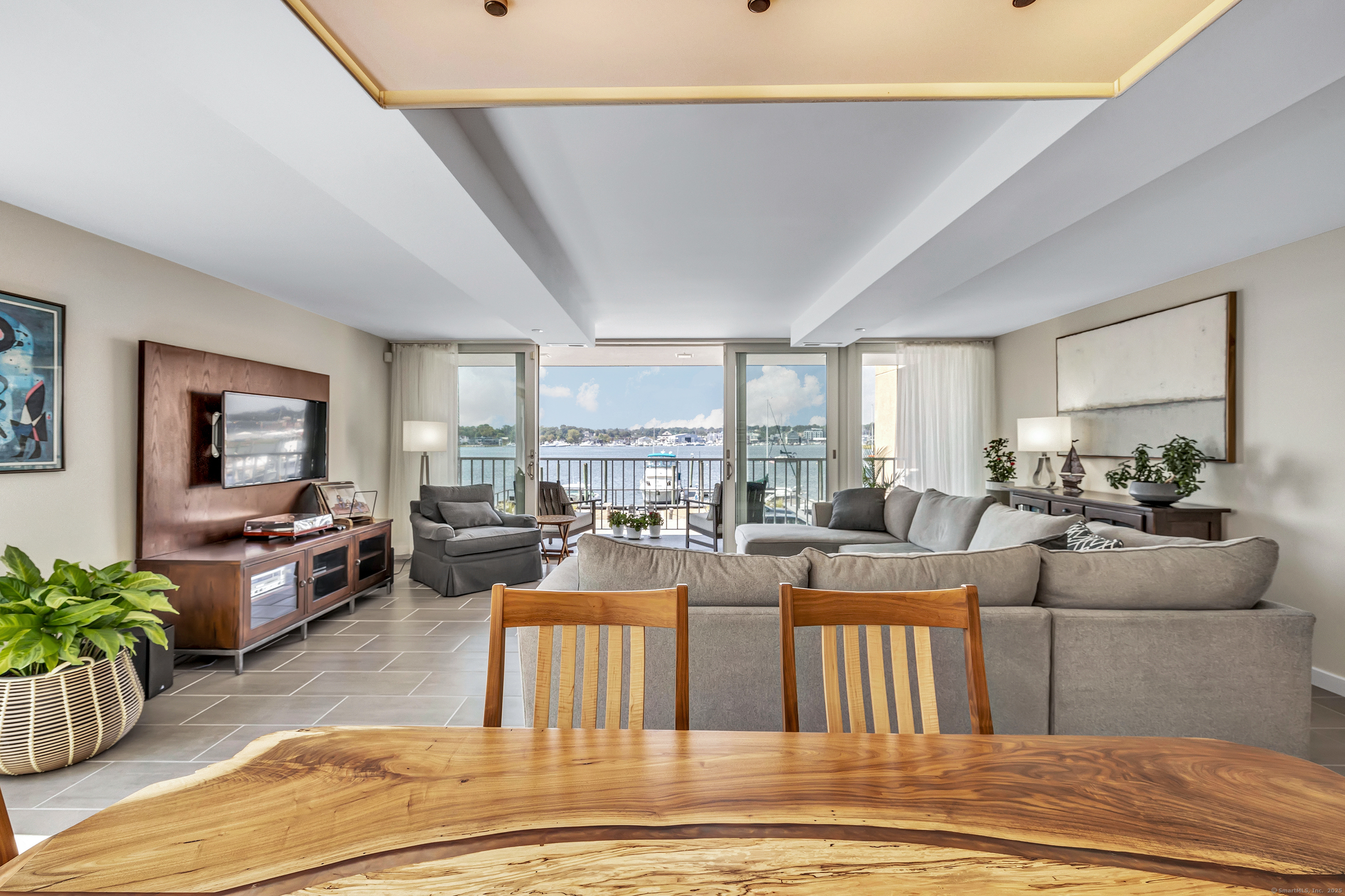 26 Cove Avenue 2D