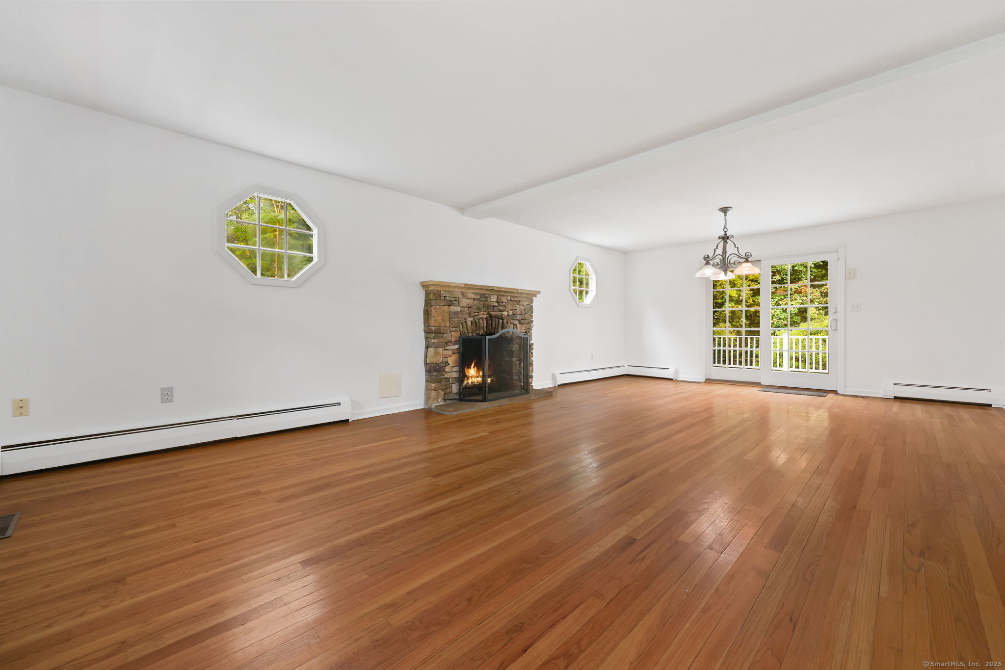 8 Ferry Lane East