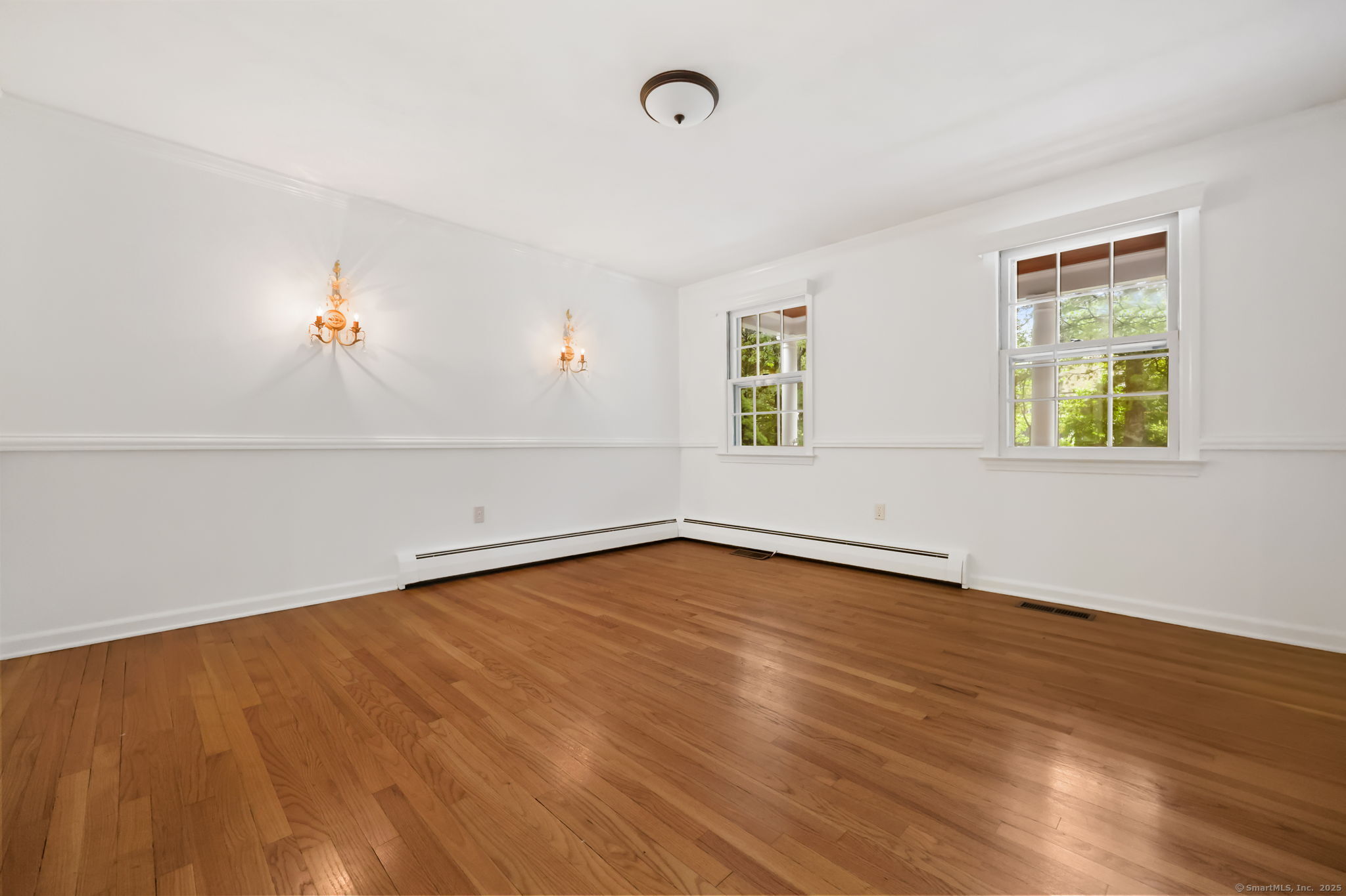 8 Ferry Lane East