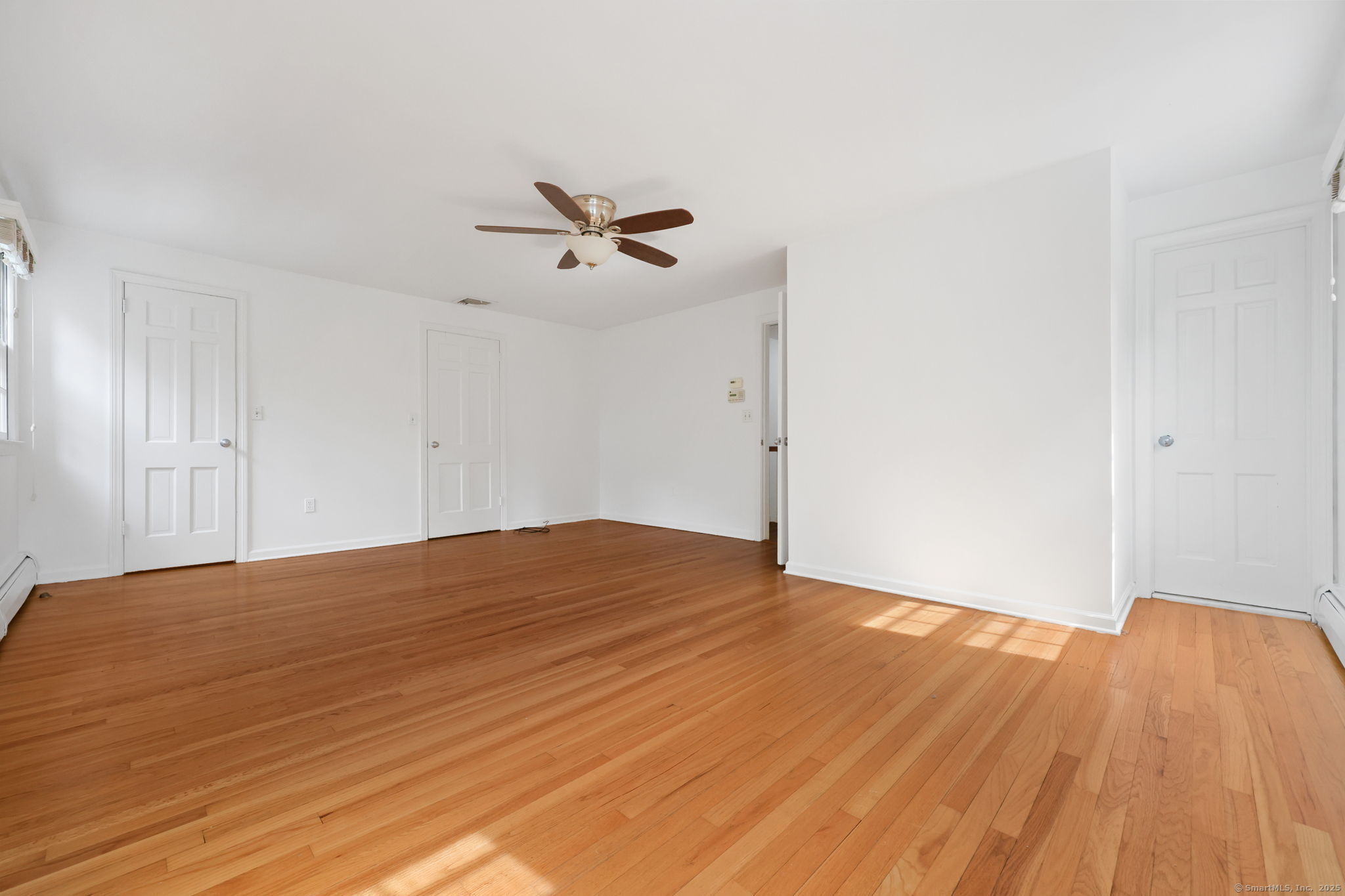 8 Ferry Lane East