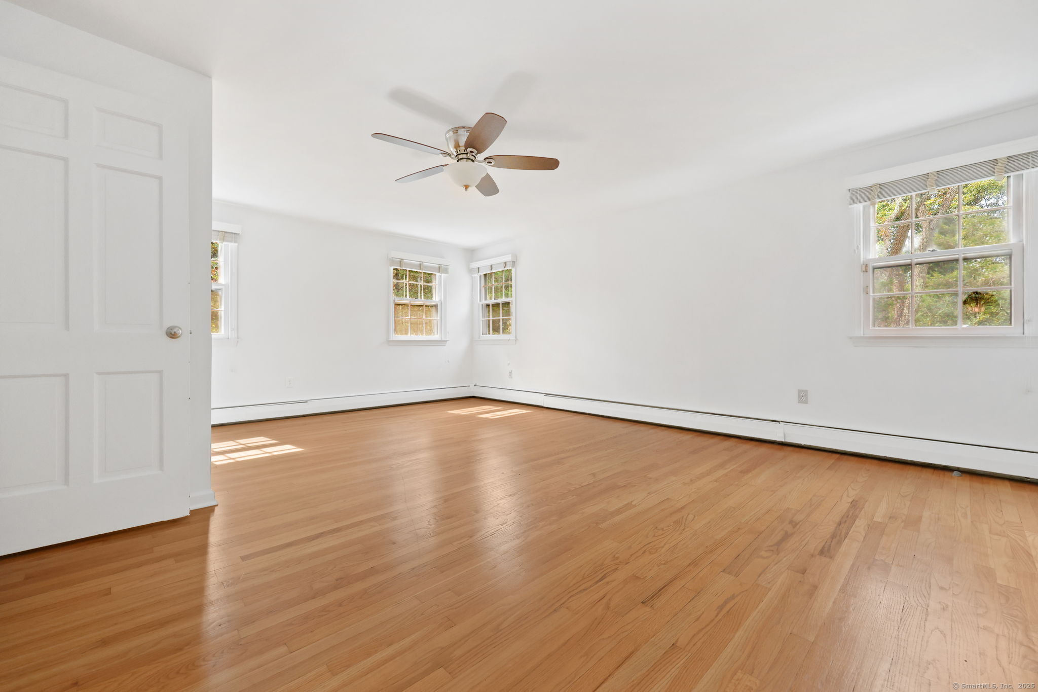 8 Ferry Lane East