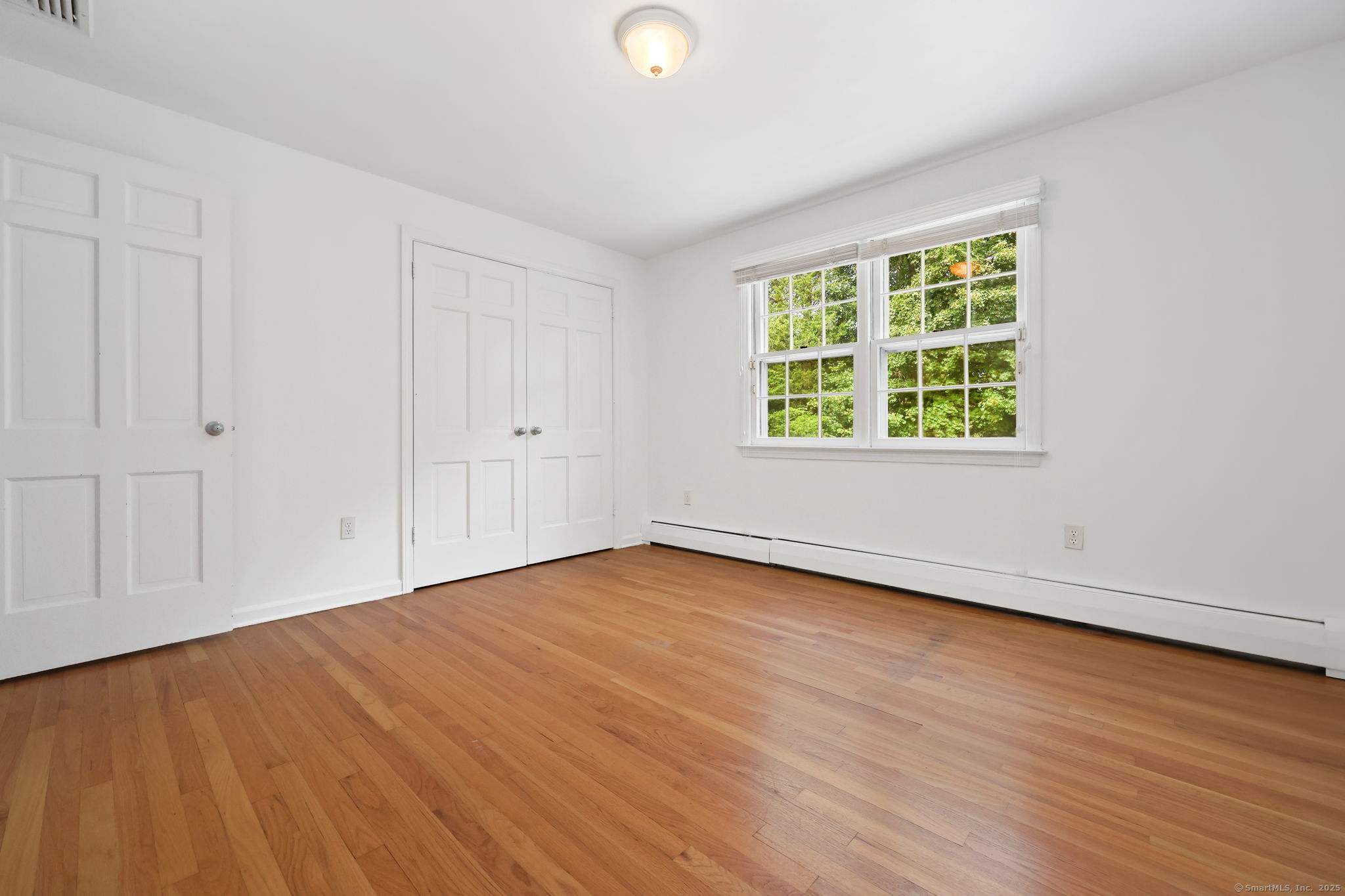 8 Ferry Lane East