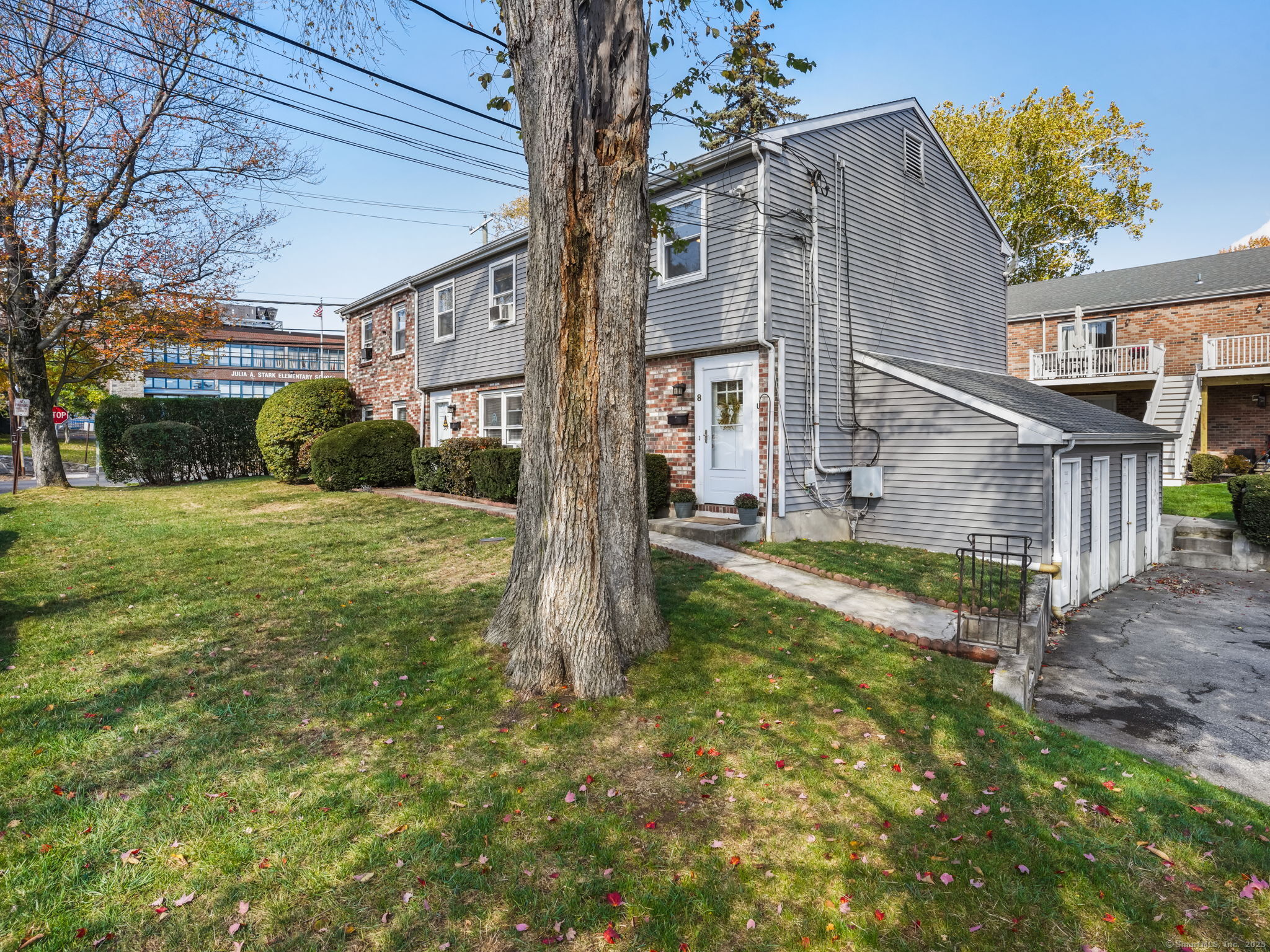 8 Windell Place