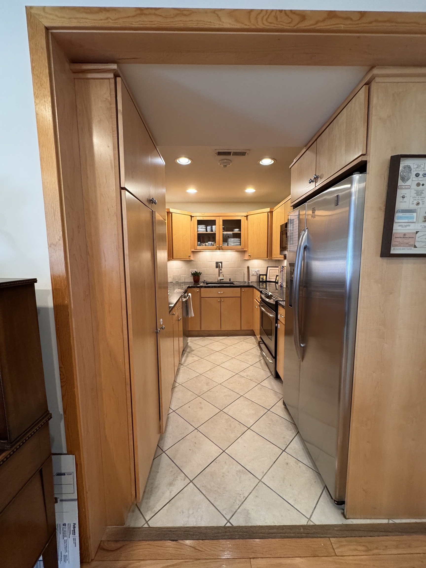 301 Post Road East APT 8