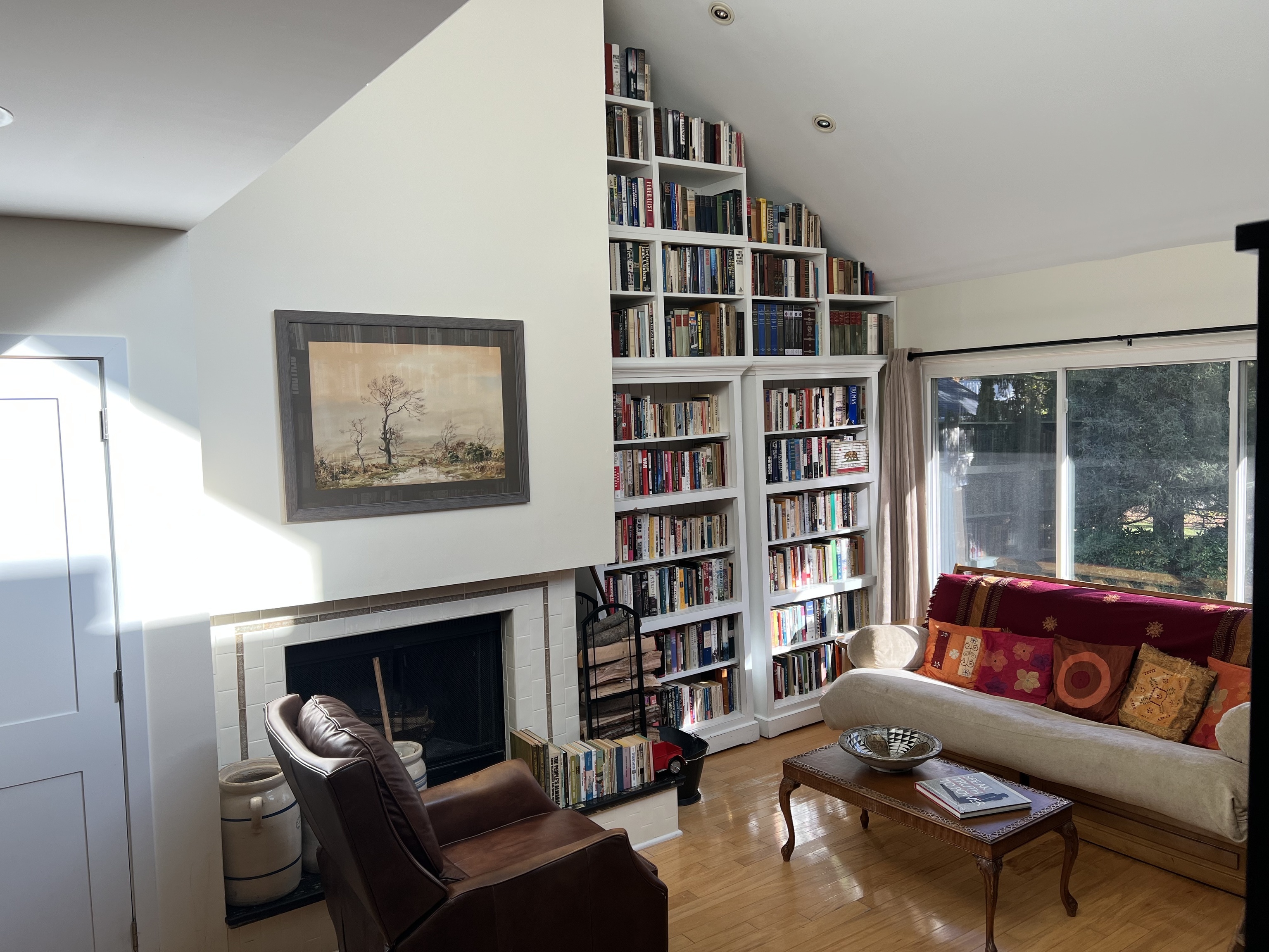 301 Post Road East APT 8