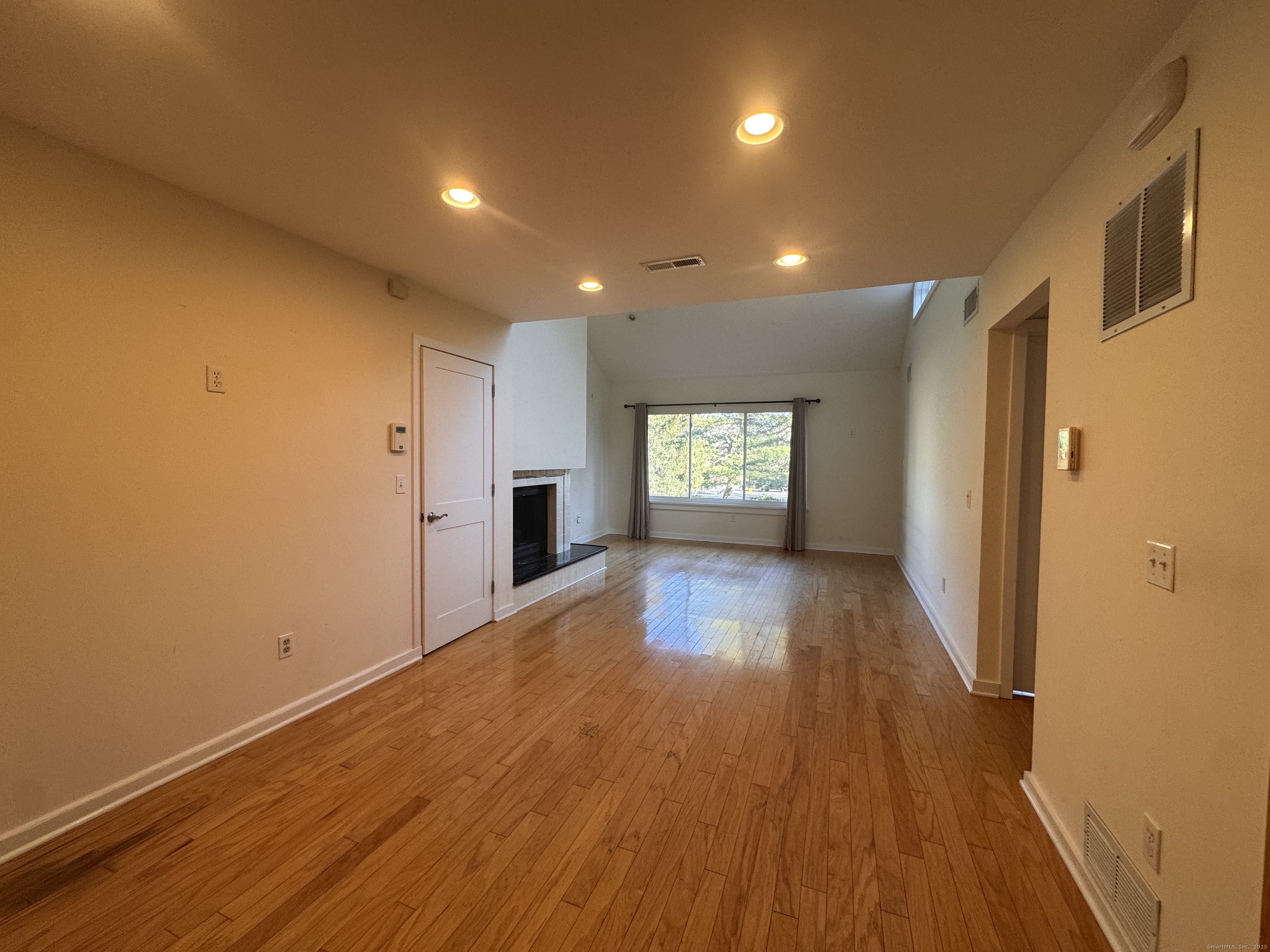 301 Post Road East APT 8