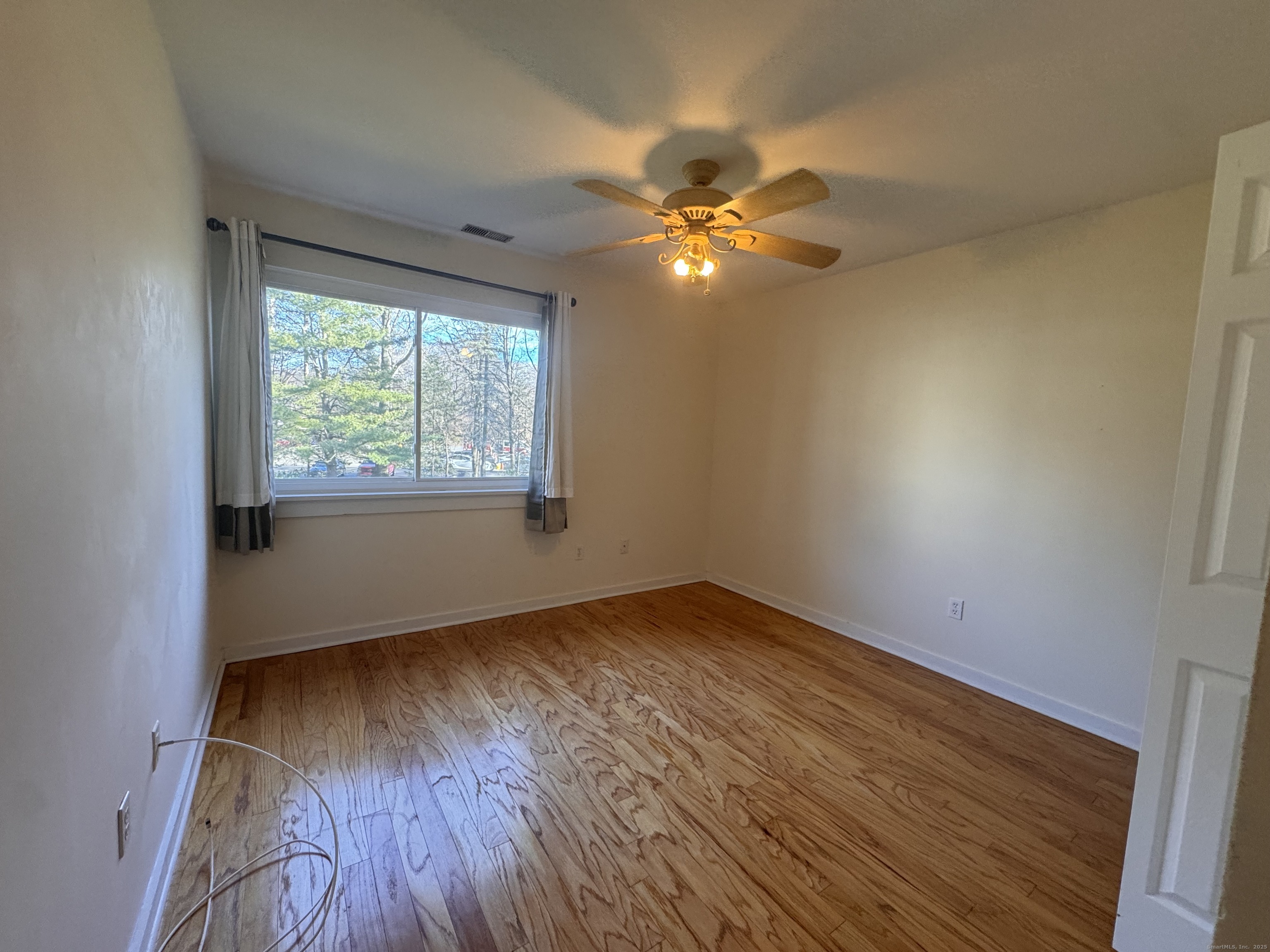 301 Post Road East APT 8