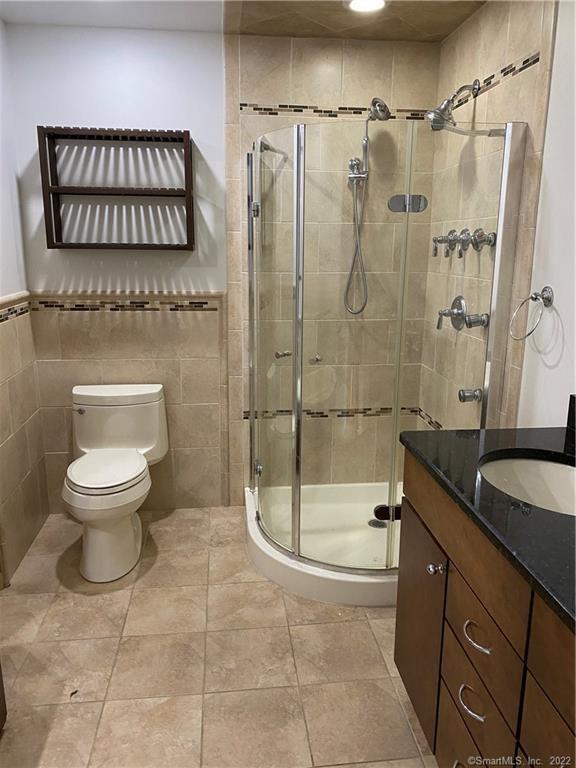 301 Post Road East APT 8