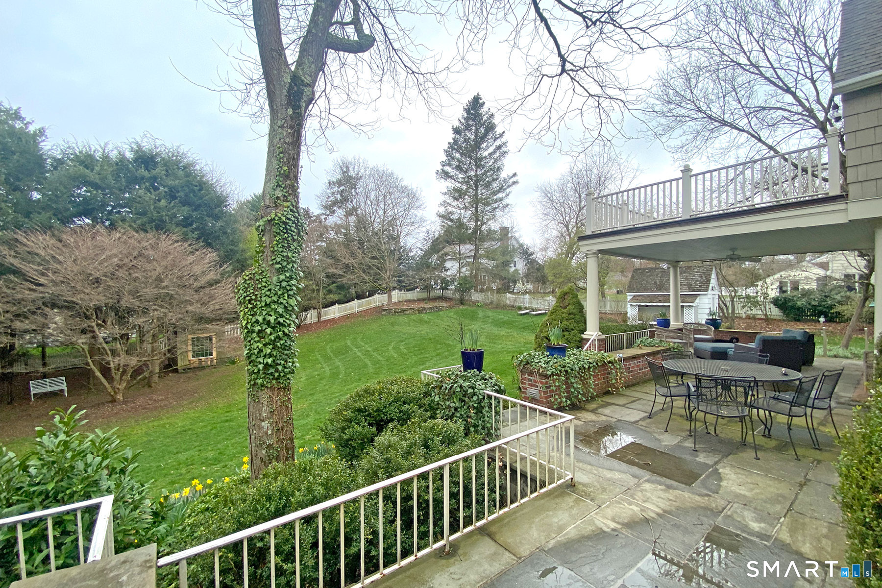 95 Compo Road North