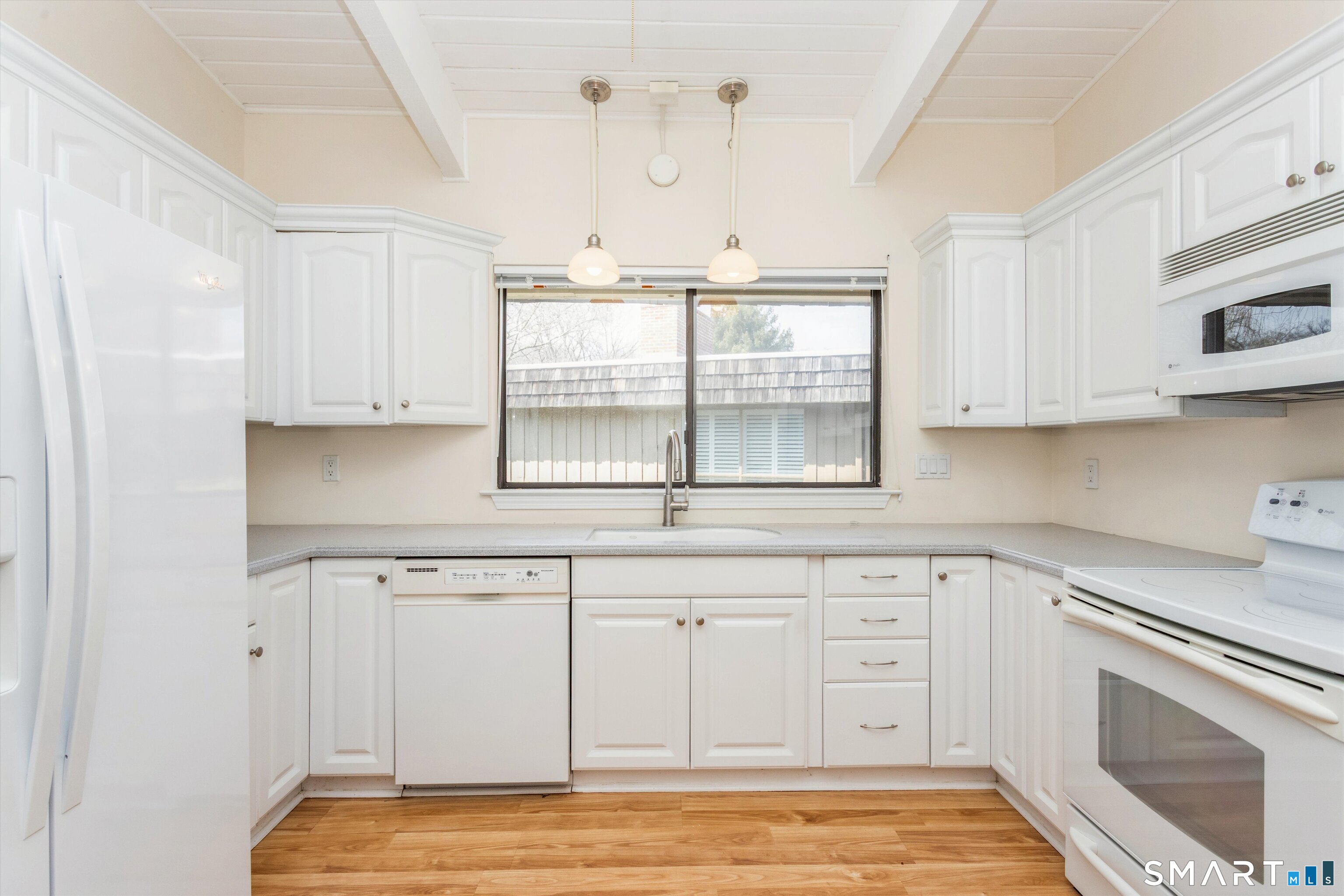 82 Ledgebrook Drive 82