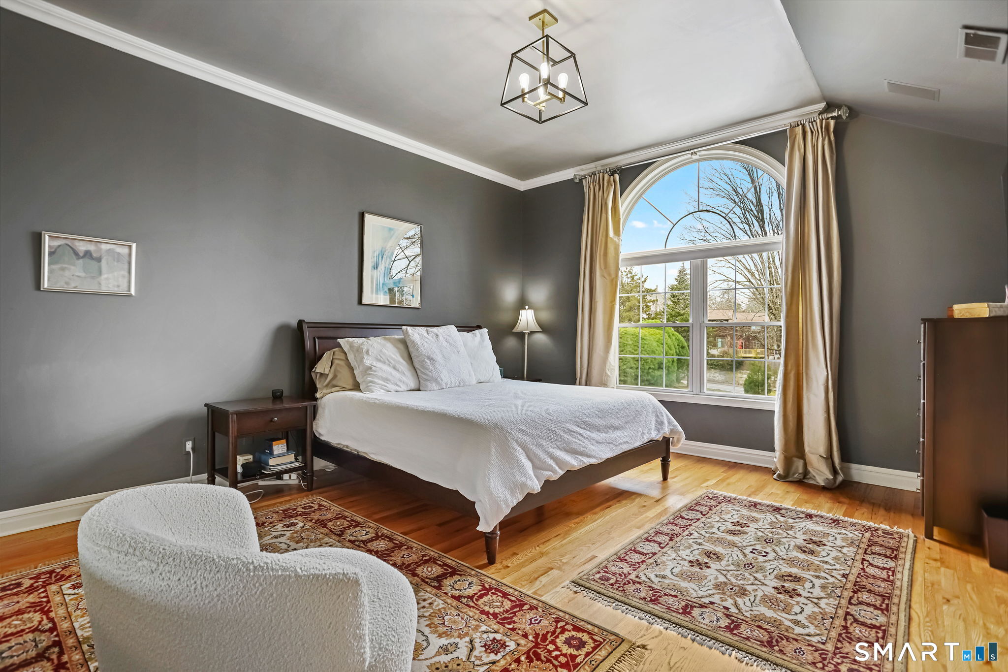 56 Soundview Avenue 1