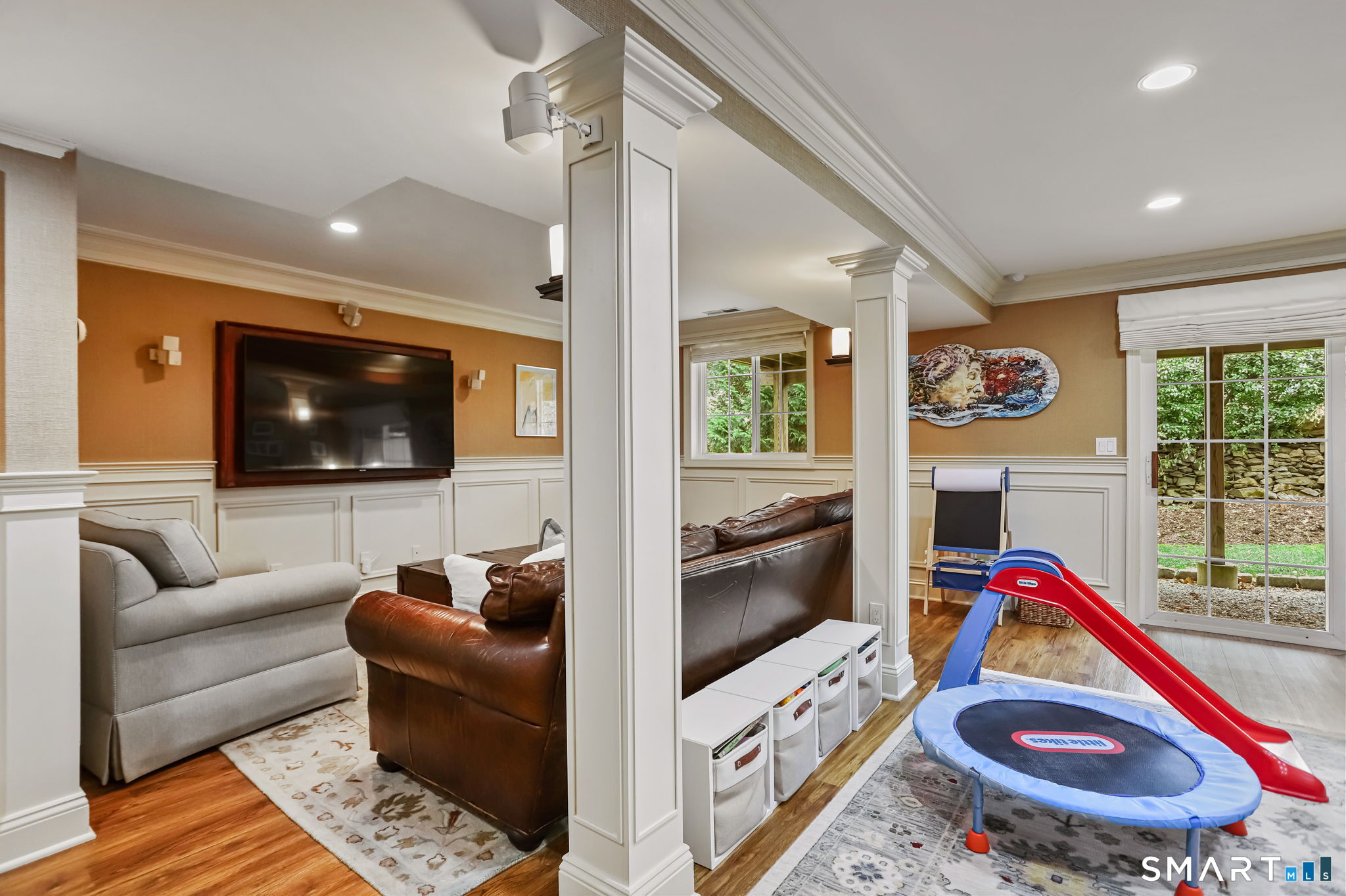 56 Soundview Avenue 1