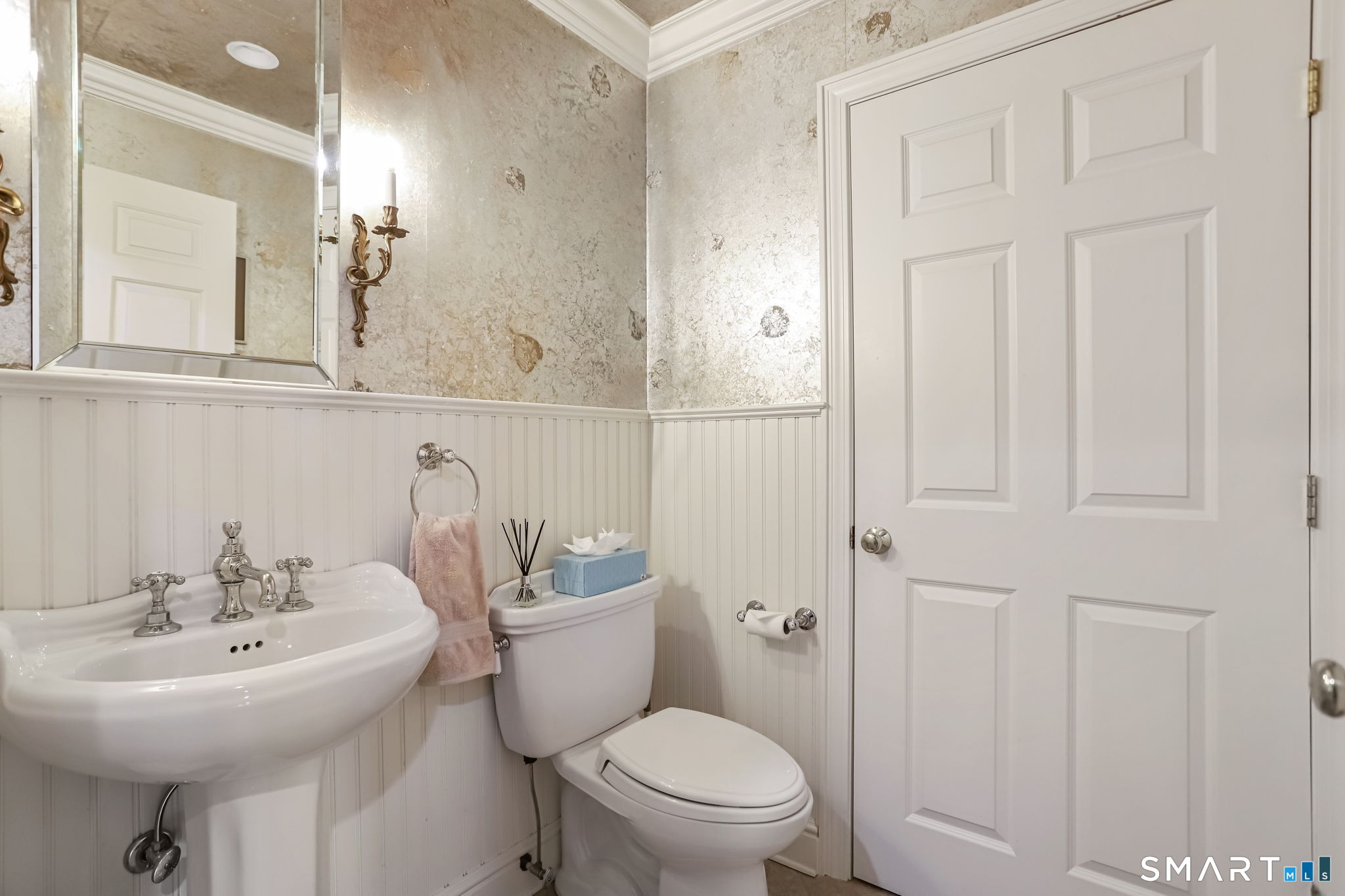 56 Soundview Avenue 1