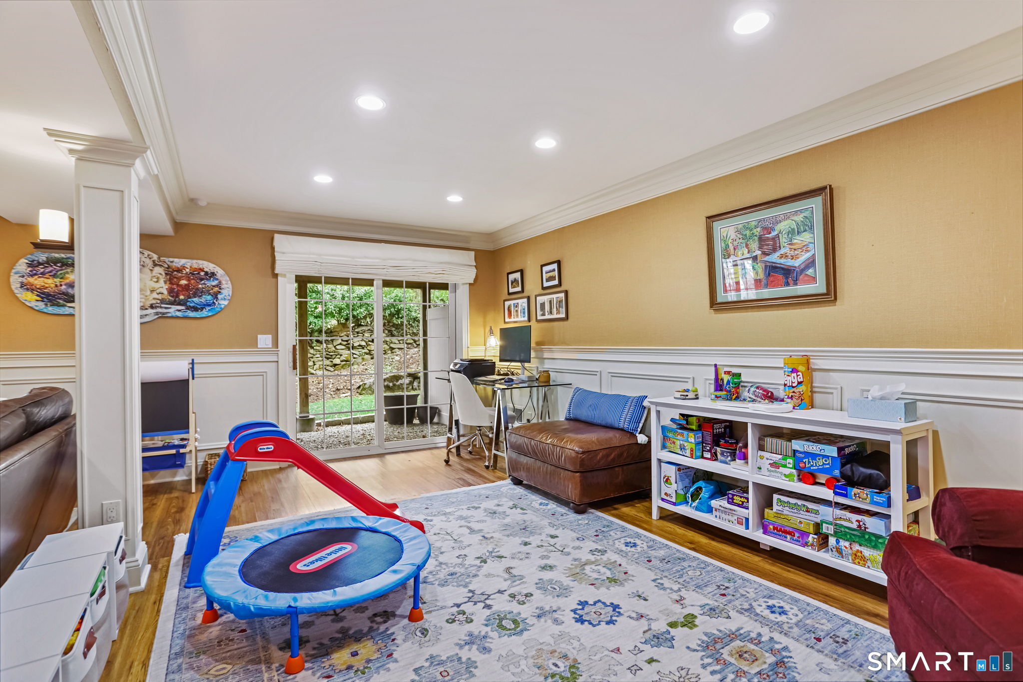 56 Soundview Avenue 1