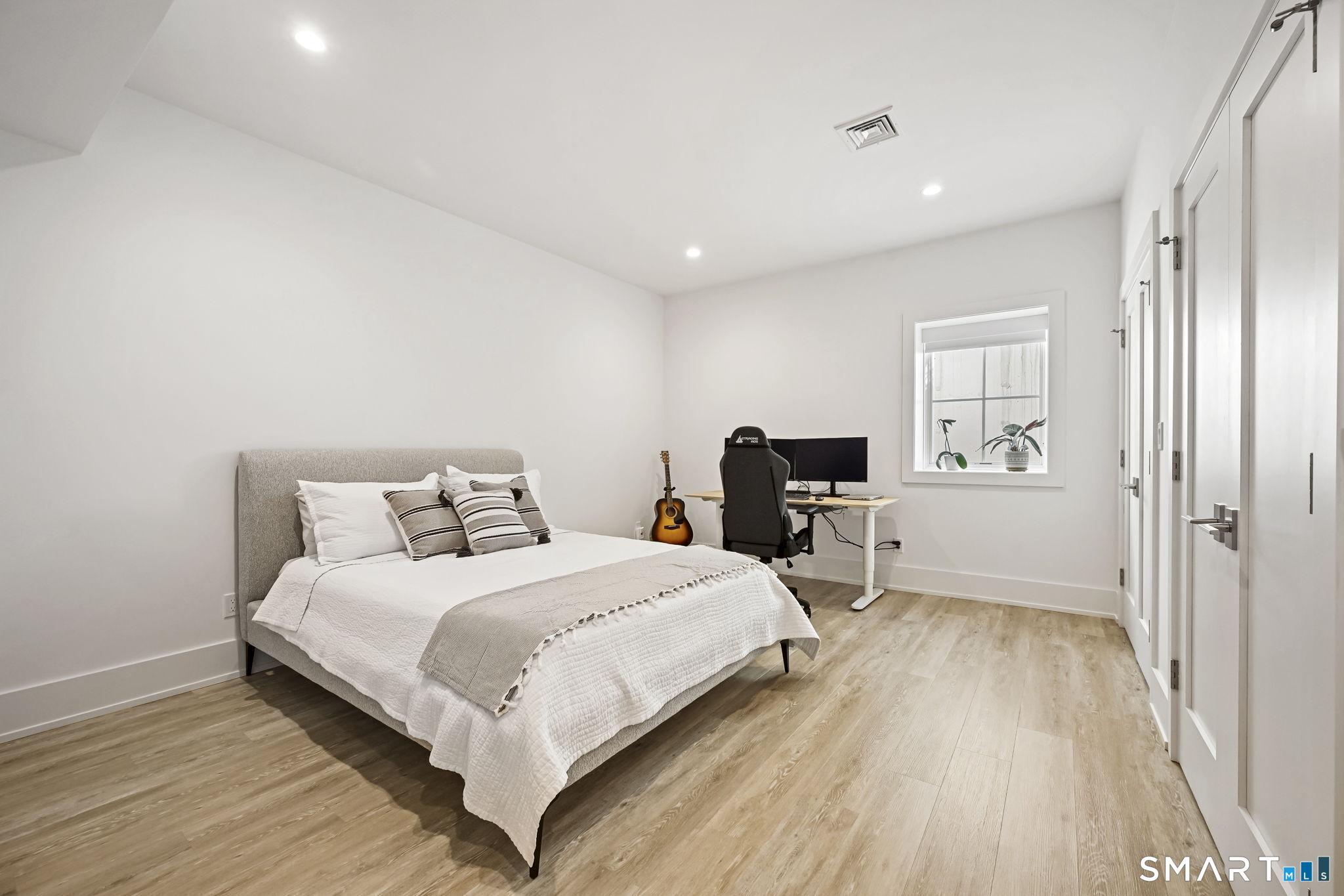 9 White Barns Lane 9