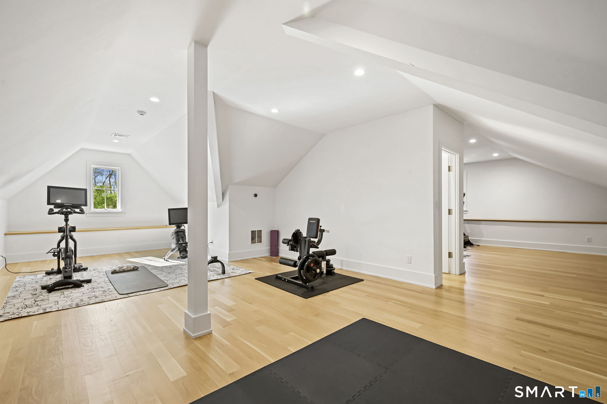 9 White Barns Lane 9