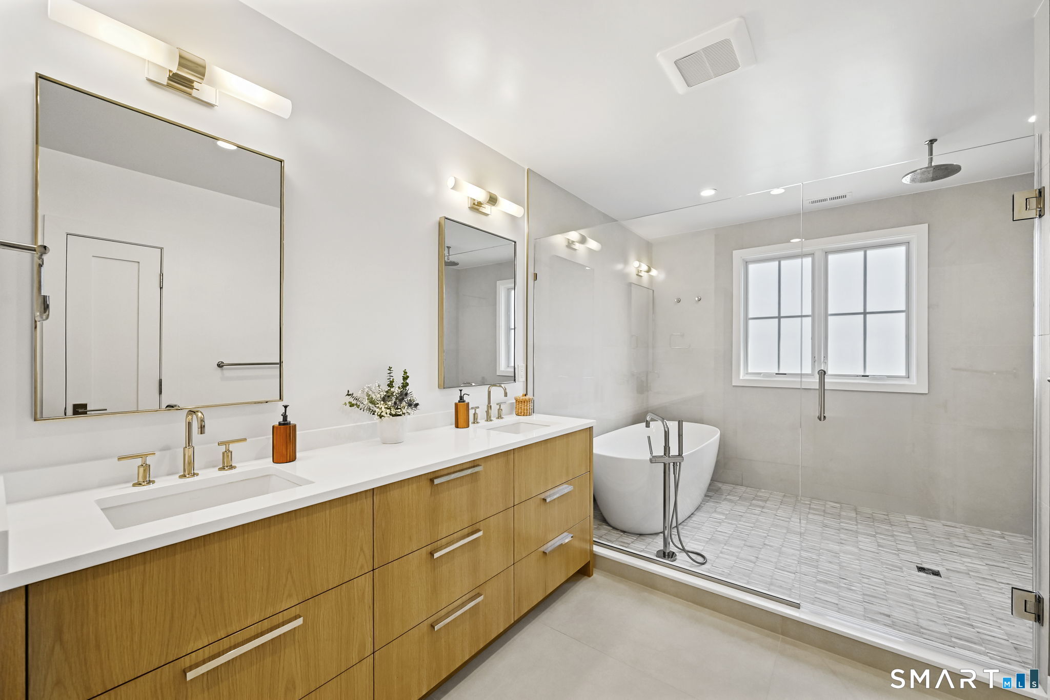 9 White Barns Lane 9