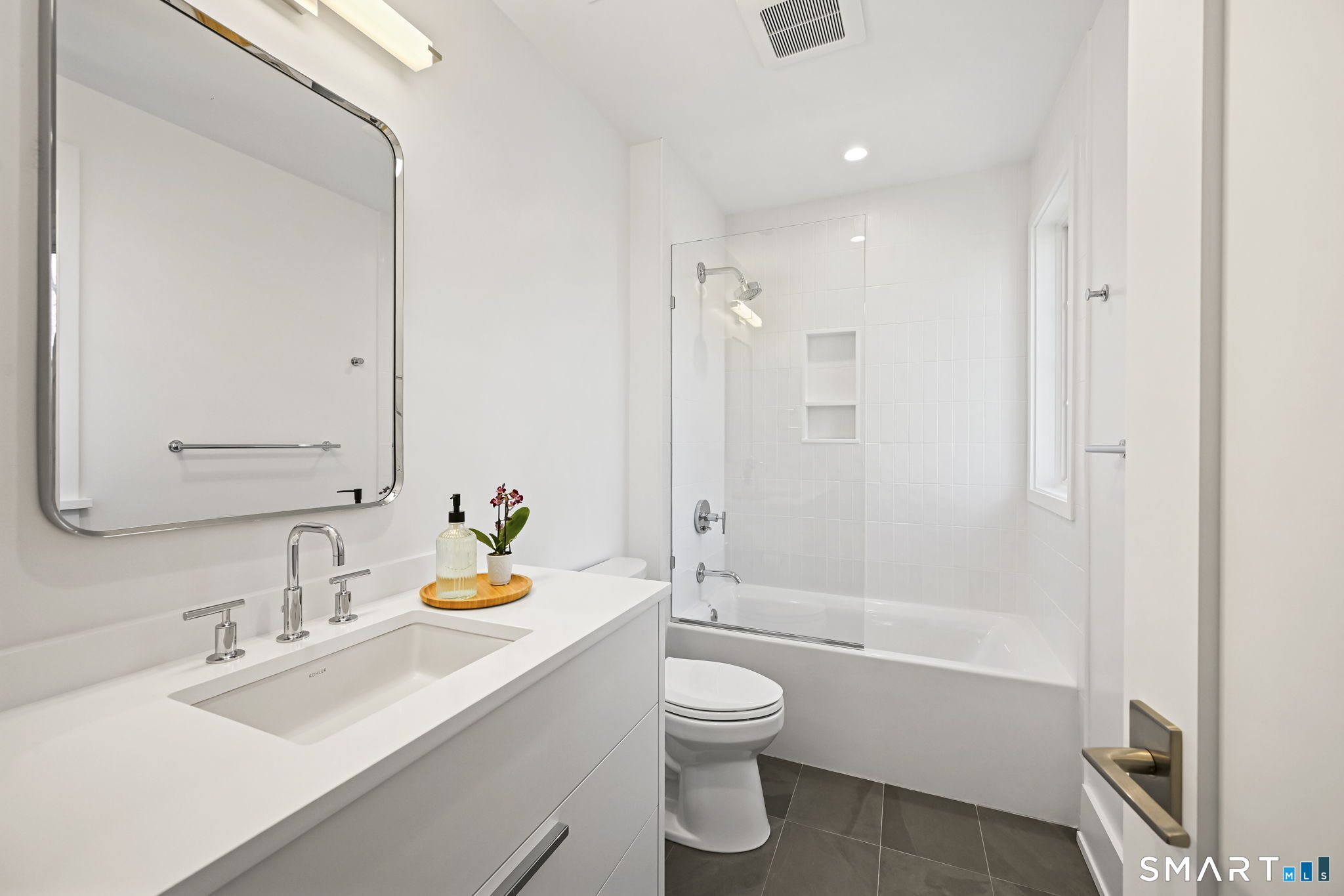 9 White Barns Lane 9