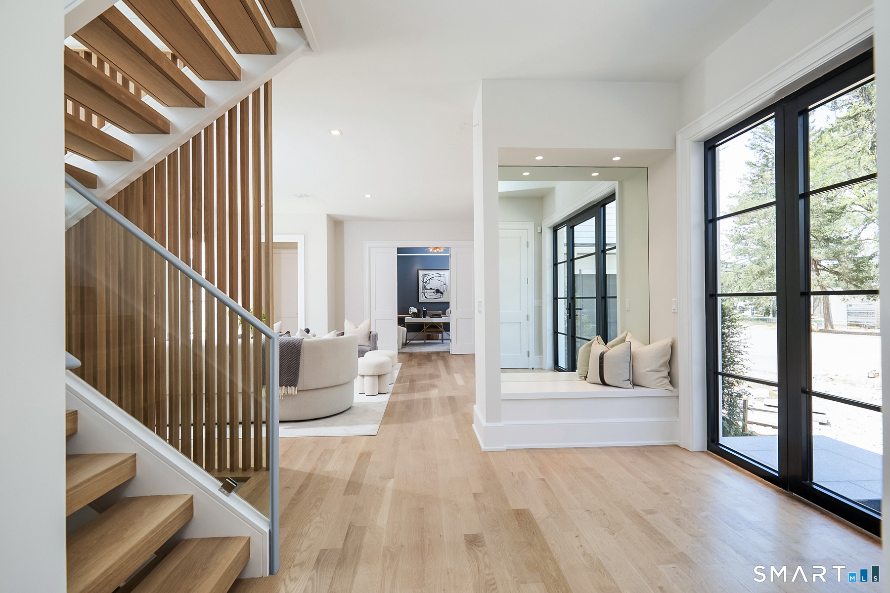 11 Wake Robin Road