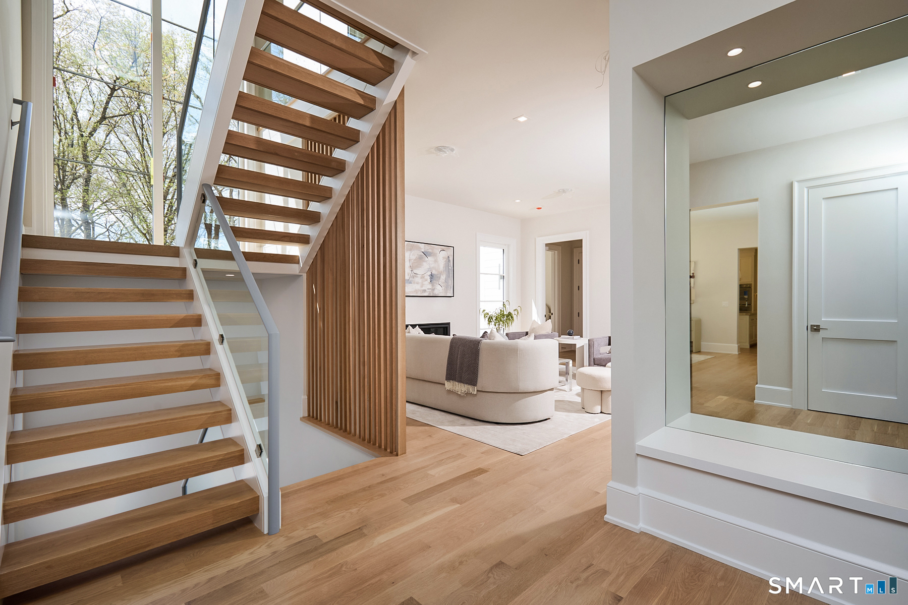 11 Wake Robin Road