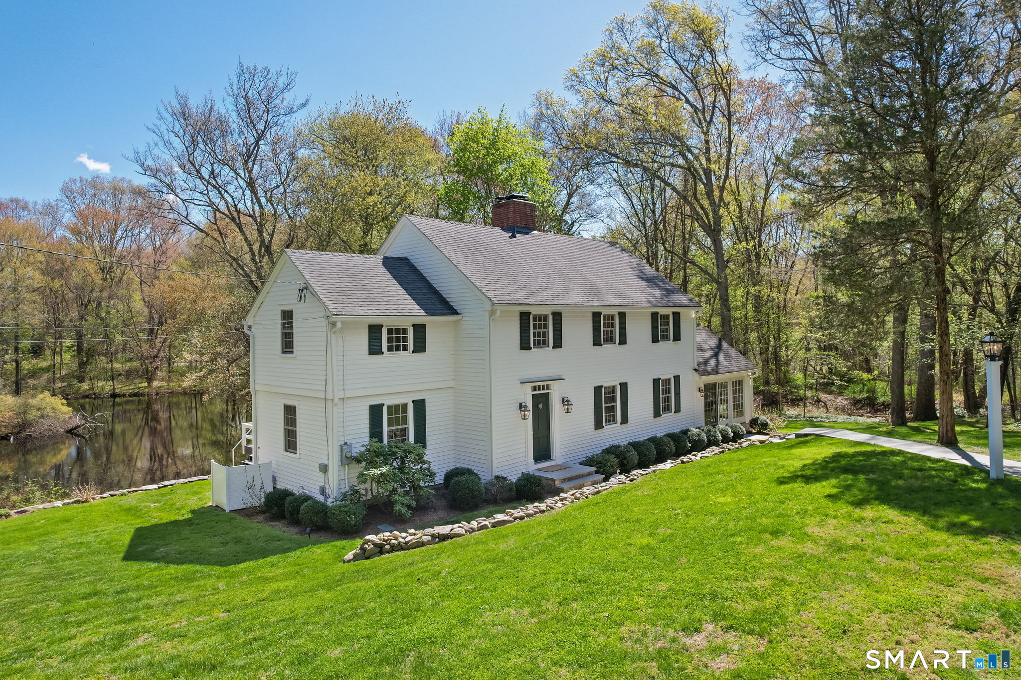 3 Cedar Pond Road
