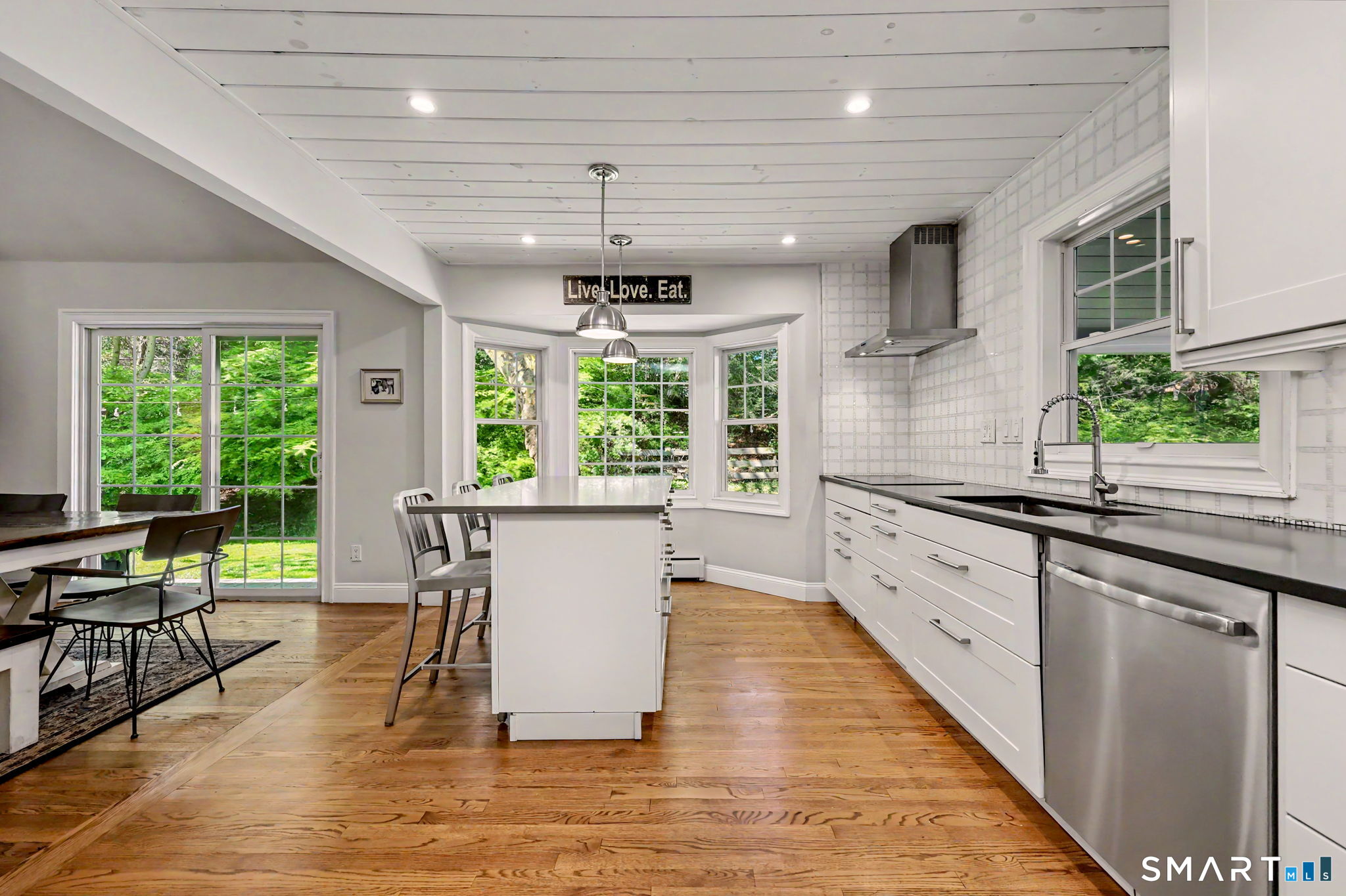 10 Grist Mill Lane