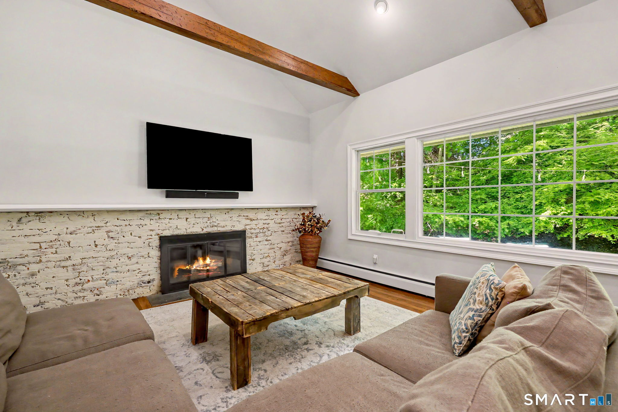 10 Grist Mill Lane