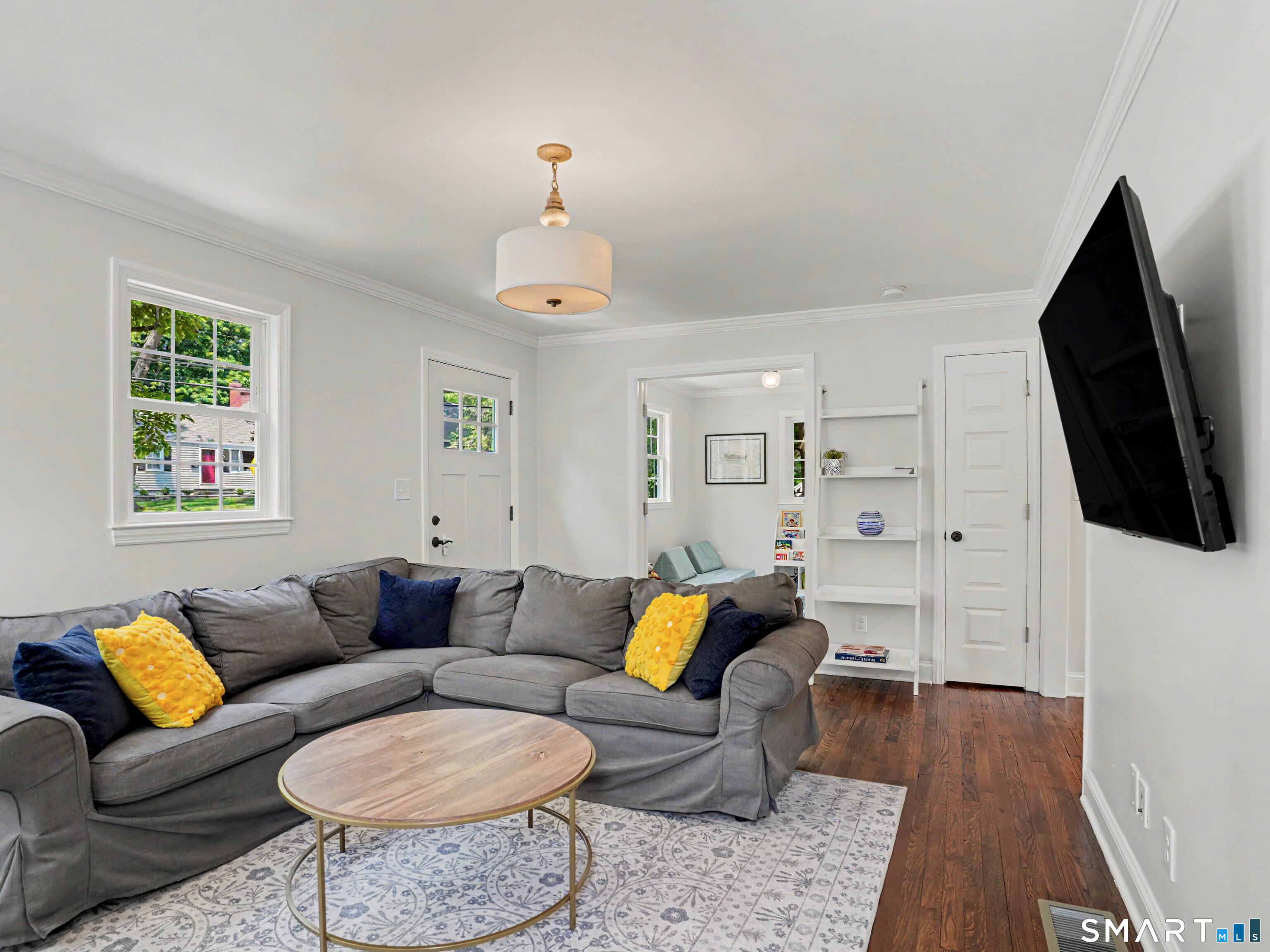 128 Knapp Street