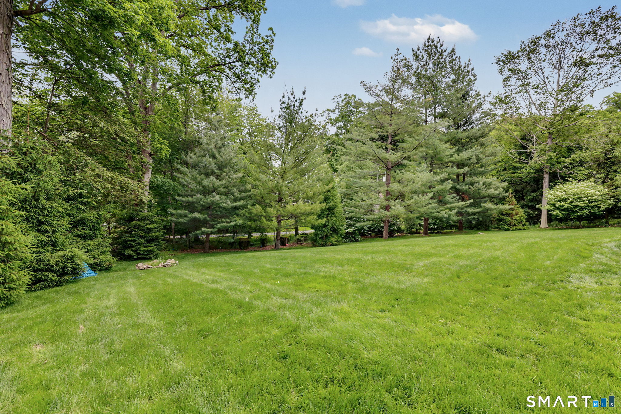 10 Side Hill Road