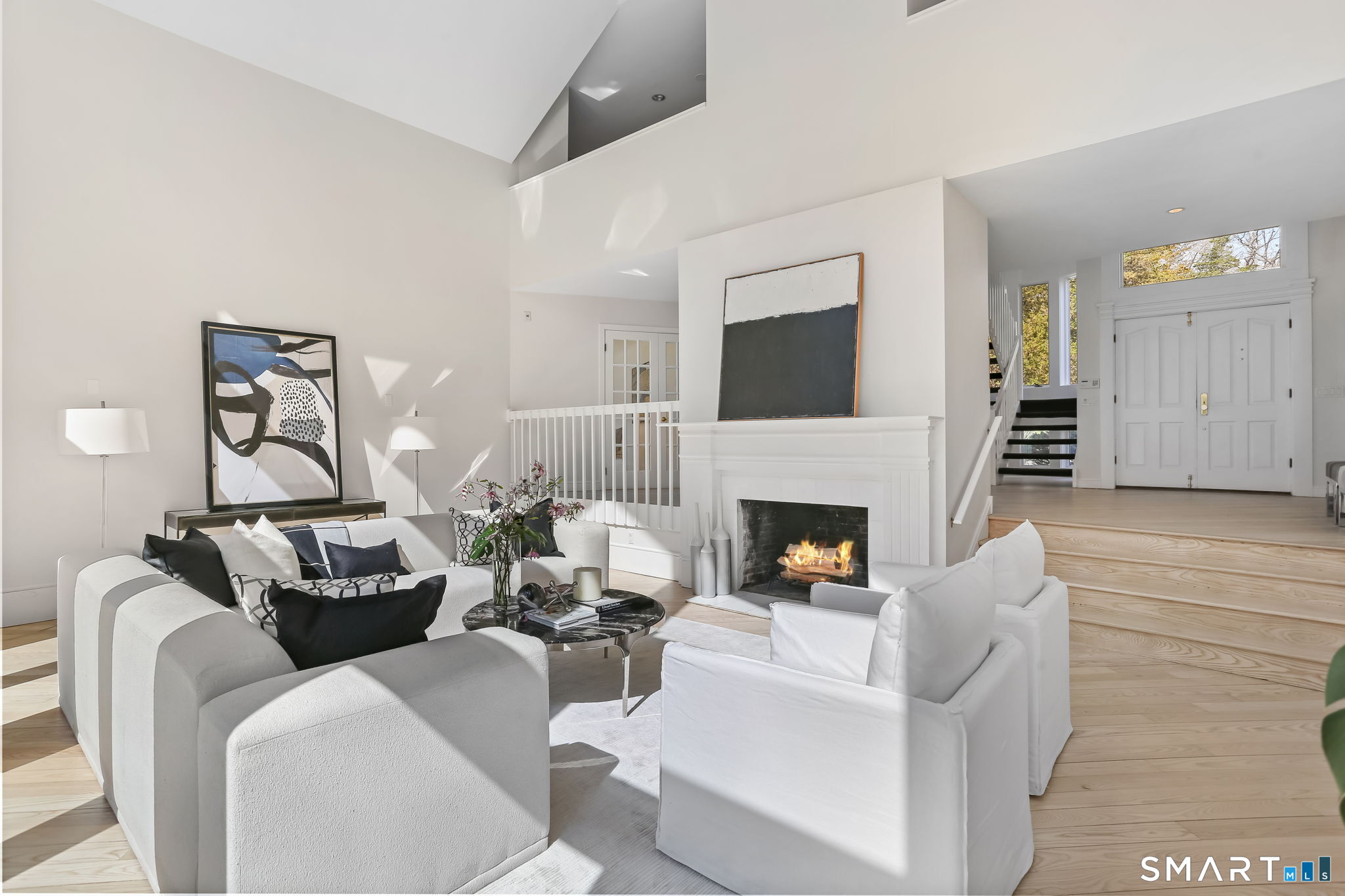 32 Buttonball Lane