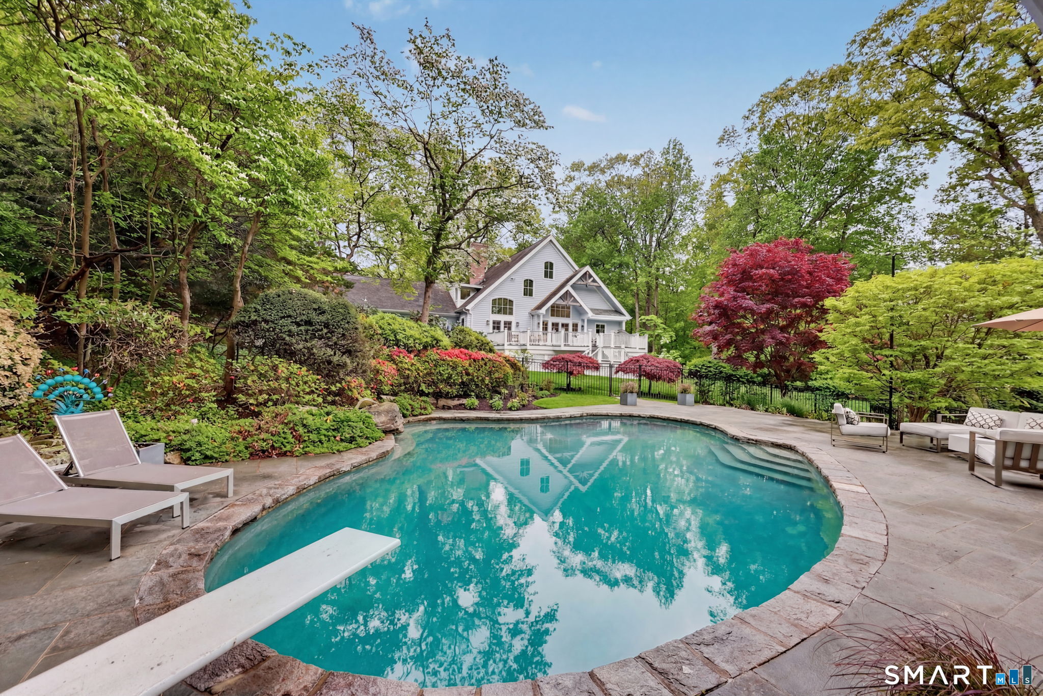 9 North Ridge Road