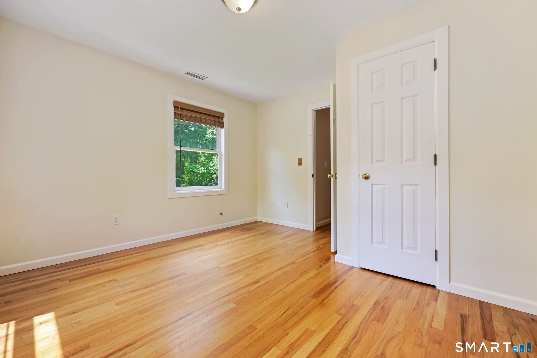23 Turkey Hill Road North