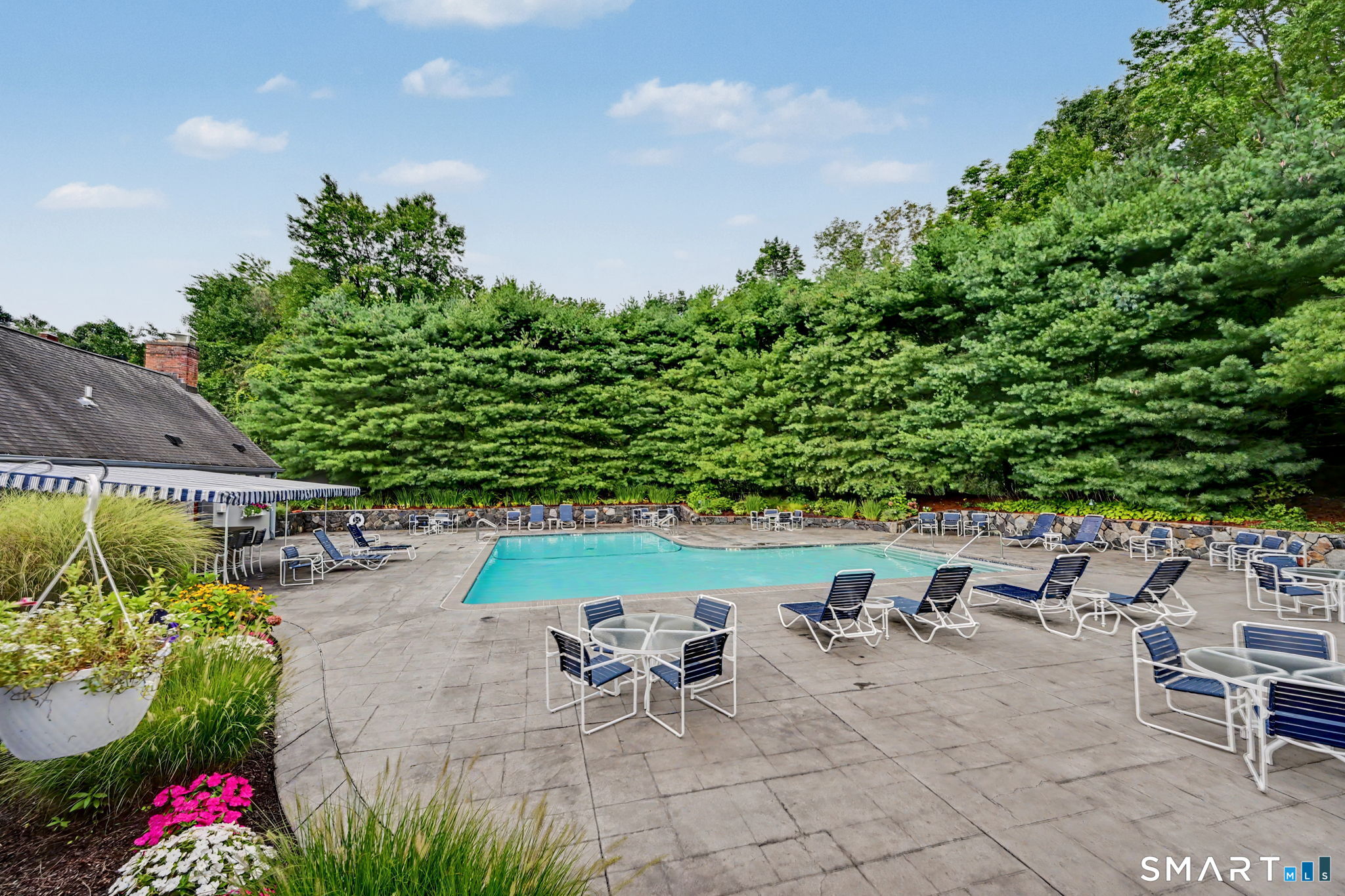 126 Roberton Crossing Unit: 126