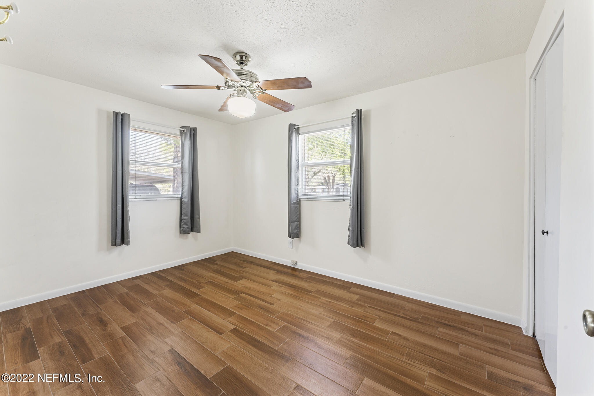 330 BONNLYN DR