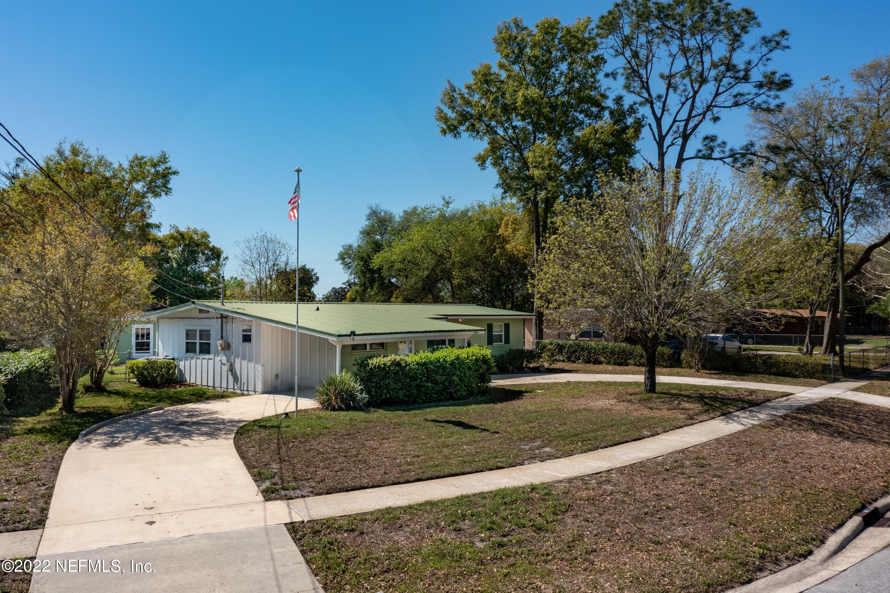 330 BONNLYN DR