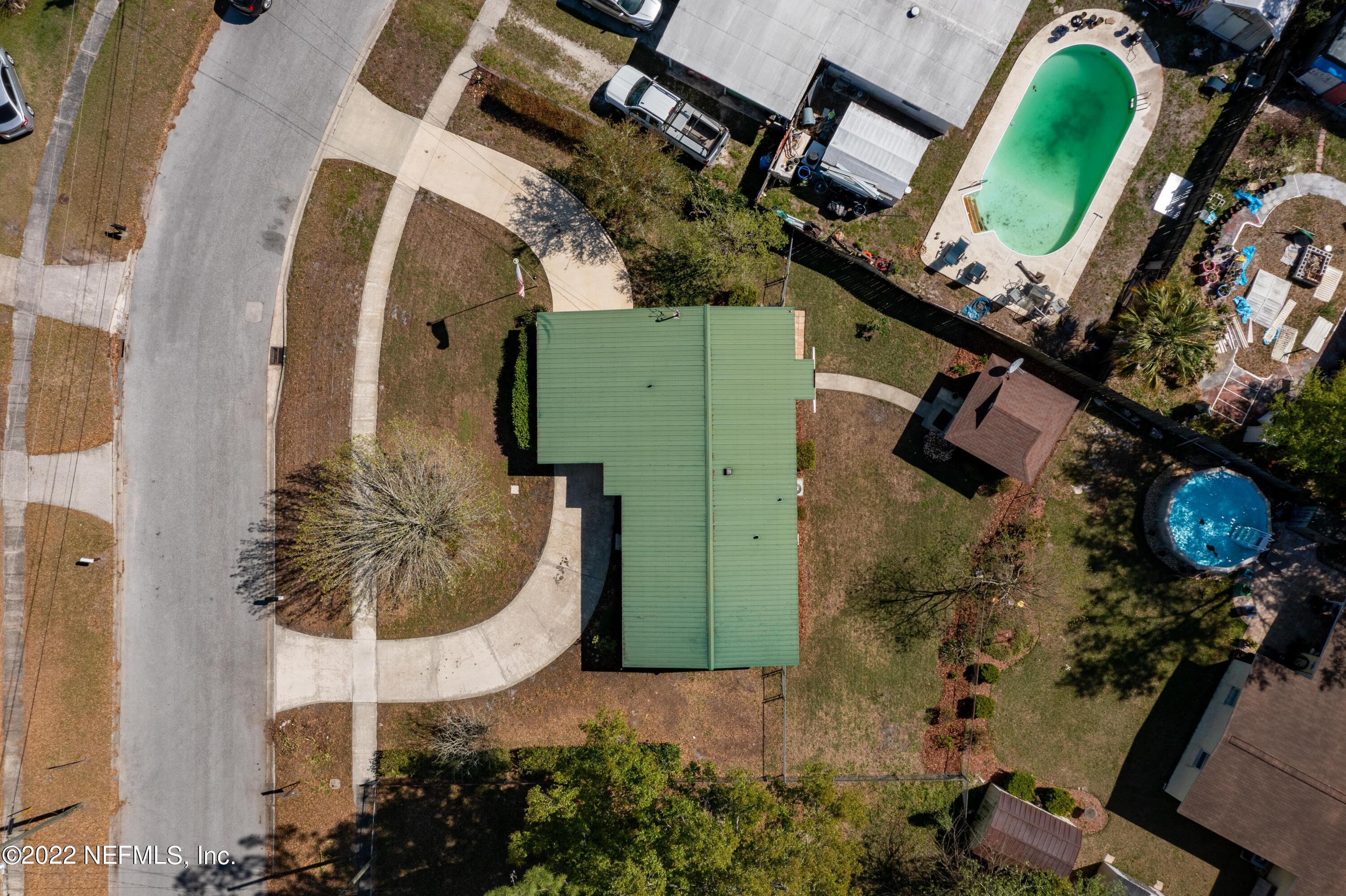330 BONNLYN DR