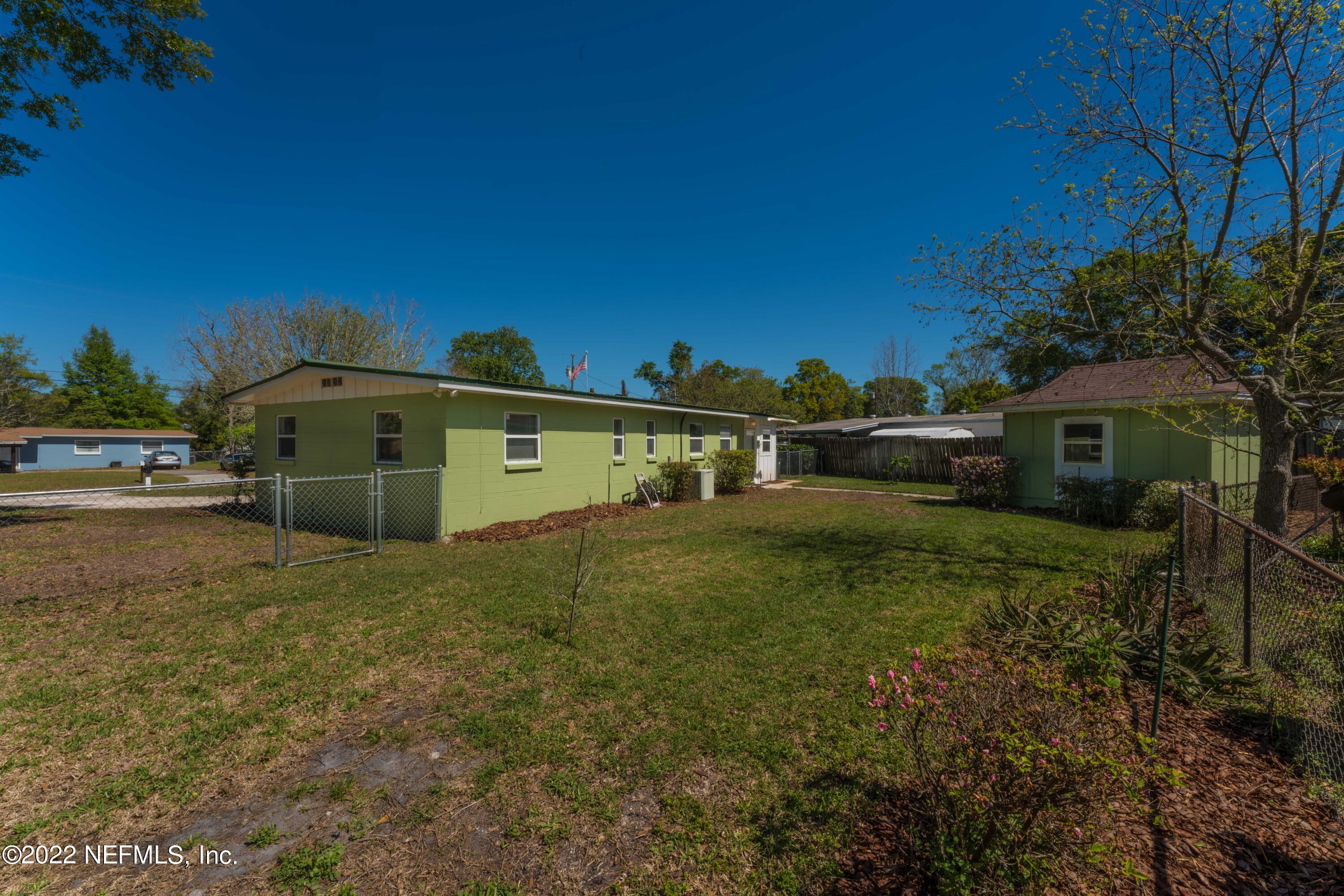 330 BONNLYN DR