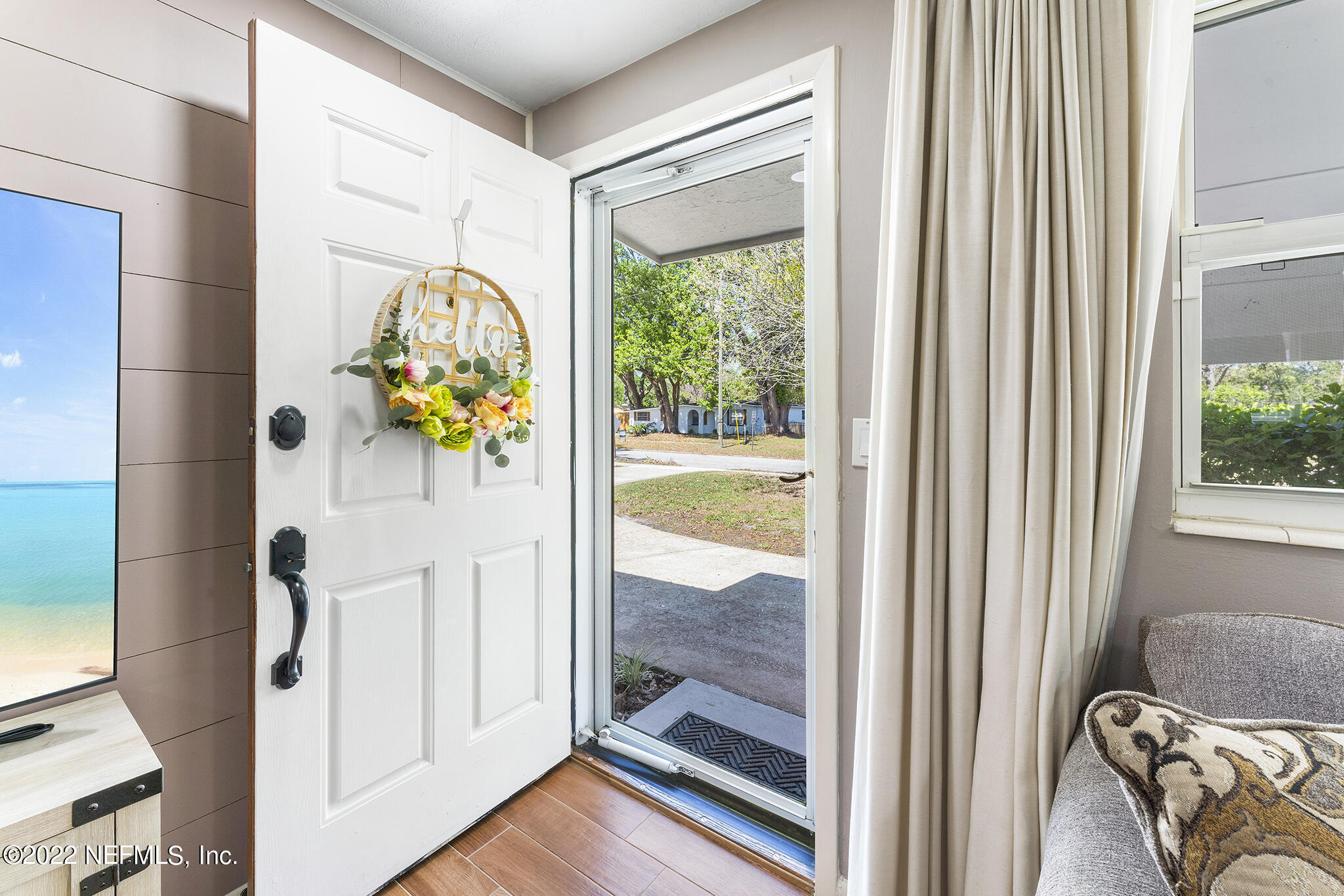 330 BONNLYN DR
