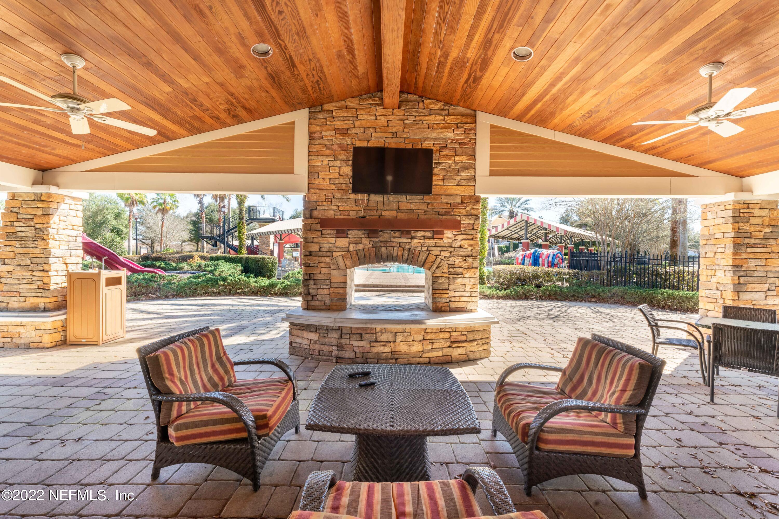 3037 PADDLE CREEK DR