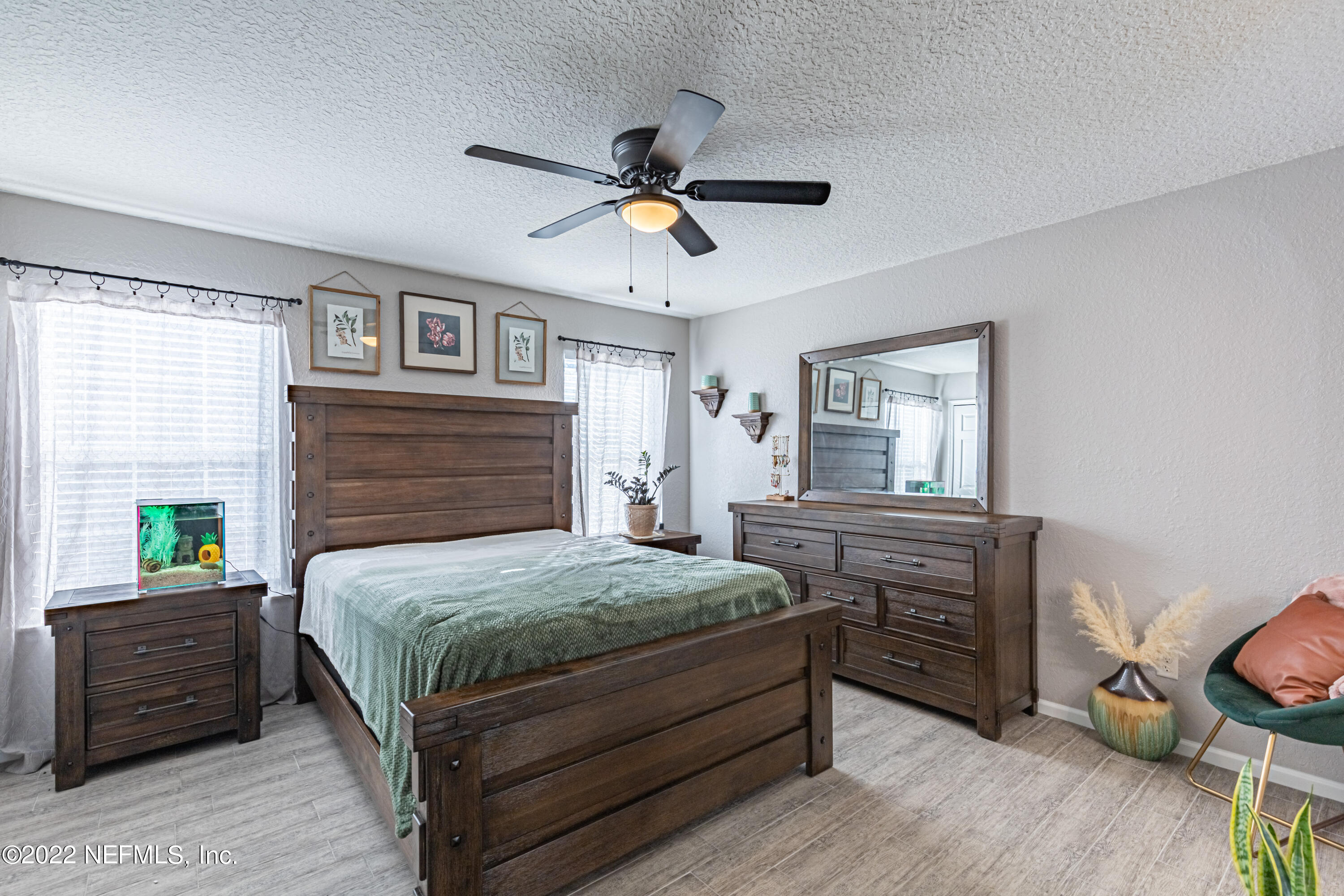 1874 LAGO DEL SUR DR
