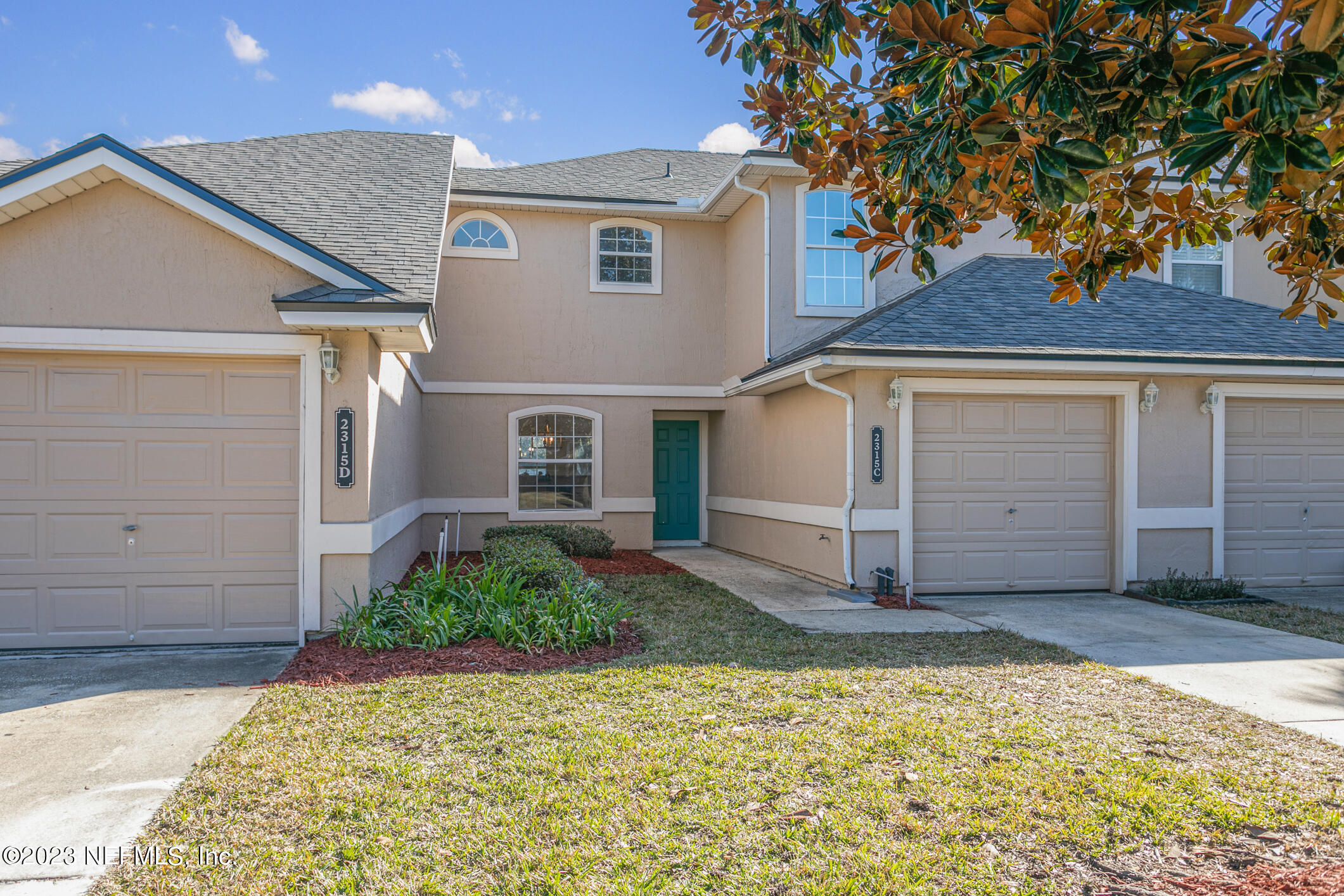 2315 WOOD HOLLOW LN
